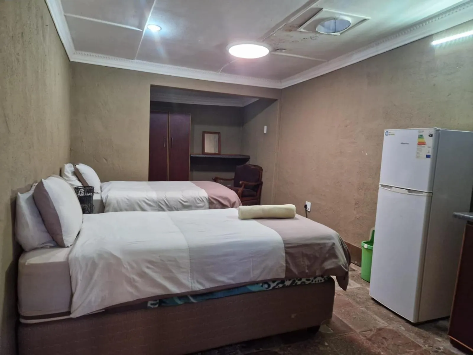 Bed in Emahlathini Guest Farm