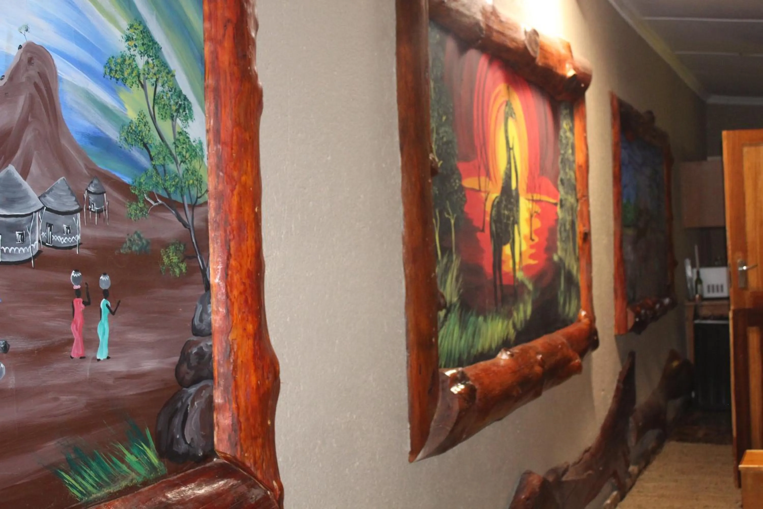 Emahlathini Guest Farm