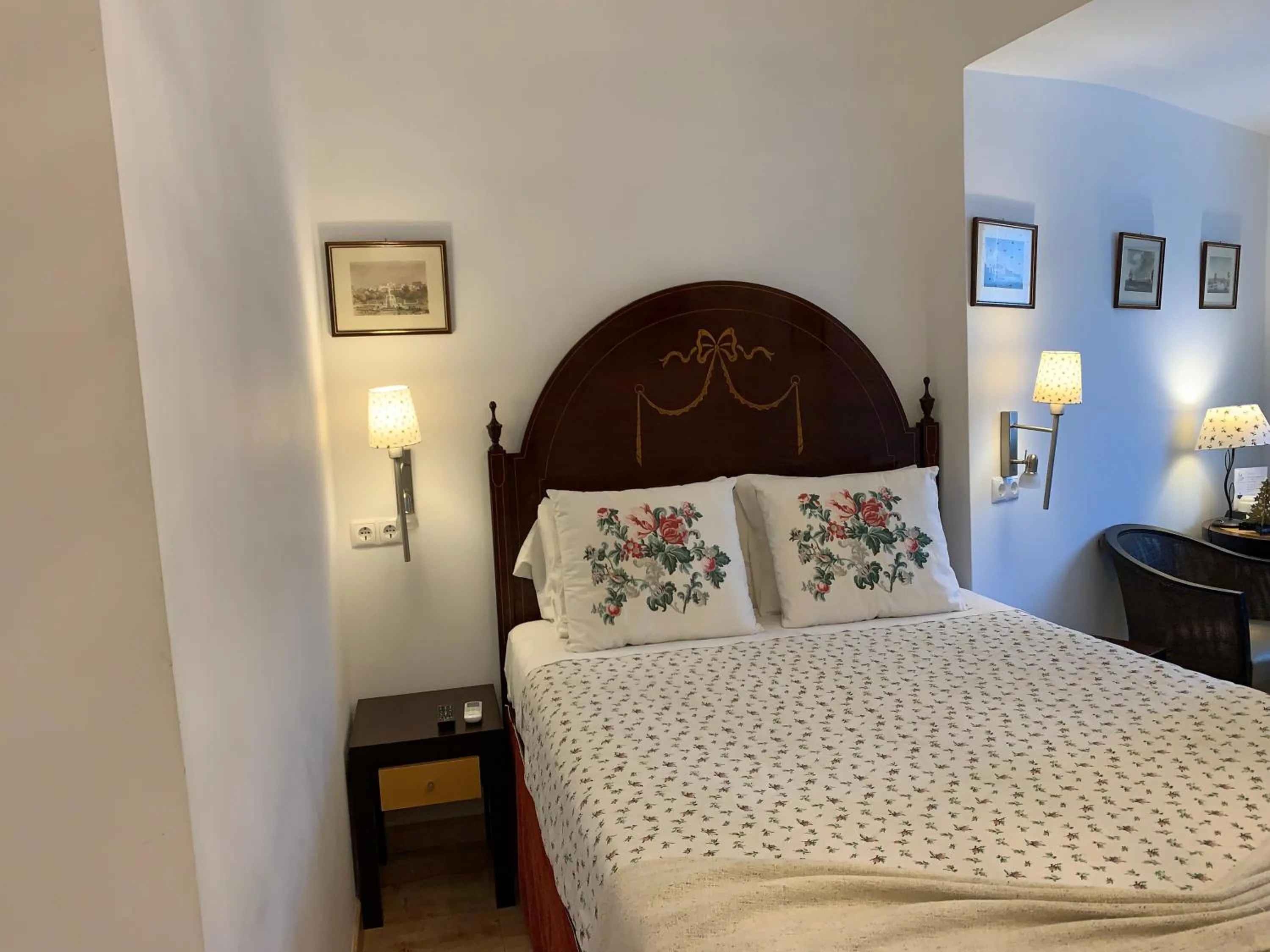 Bed in Discovery Apartment Estrela