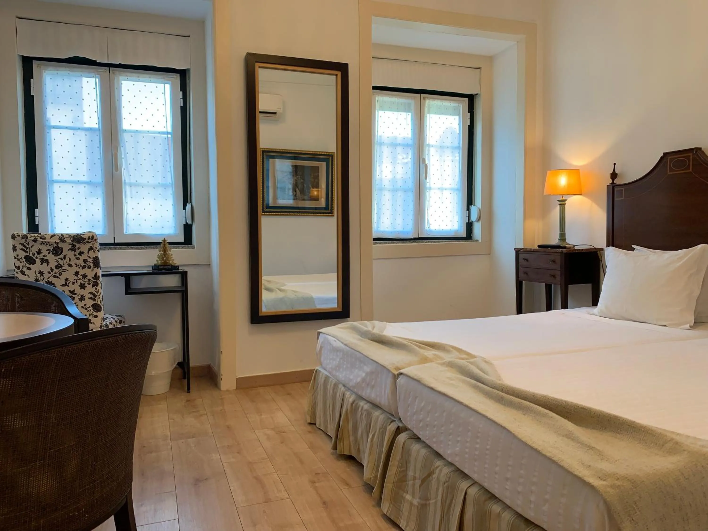 Decorative detail, Bed in Discovery Apartment Estrela