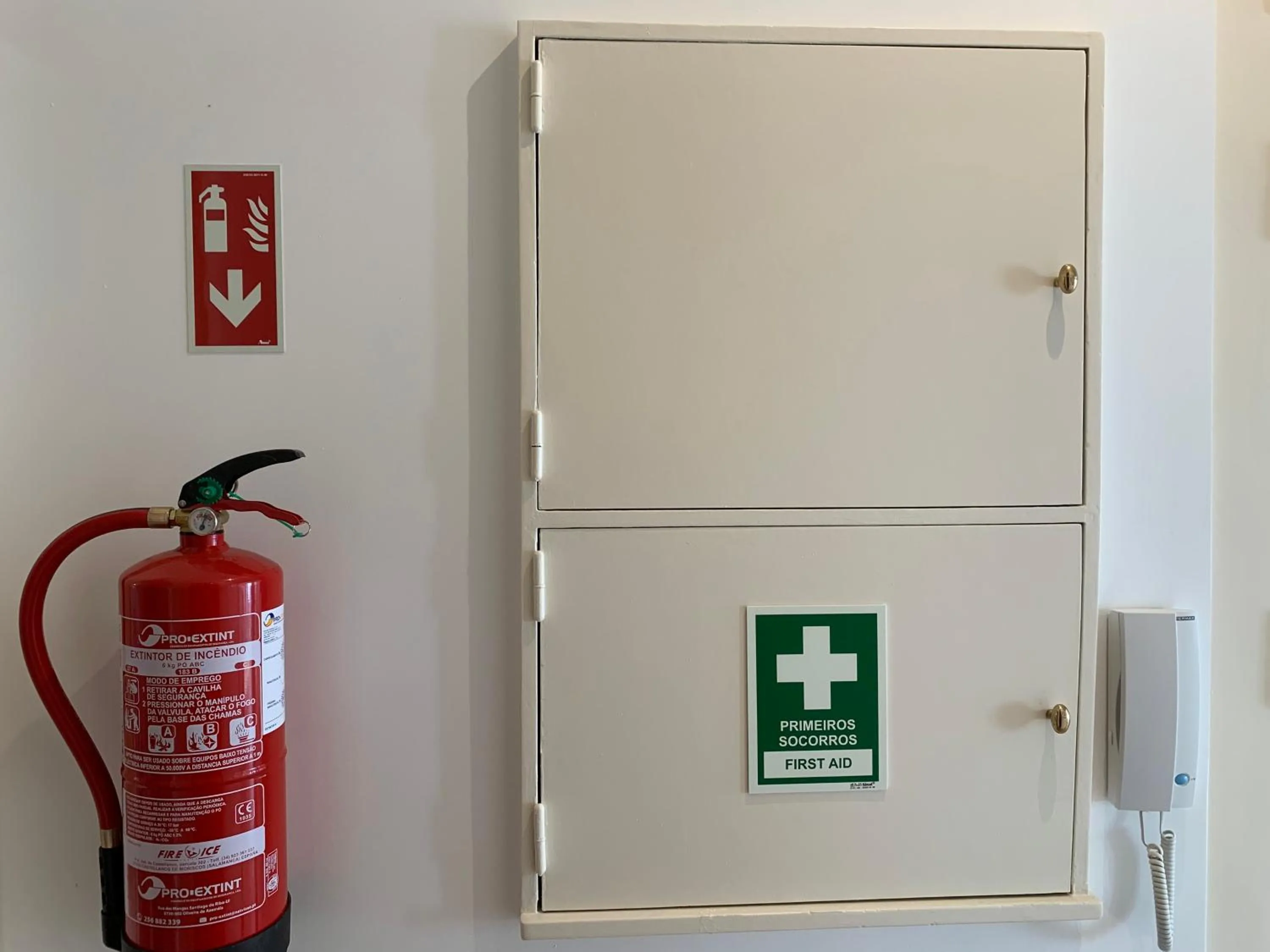 Photo of the whole room in Discovery Apartment Estrela