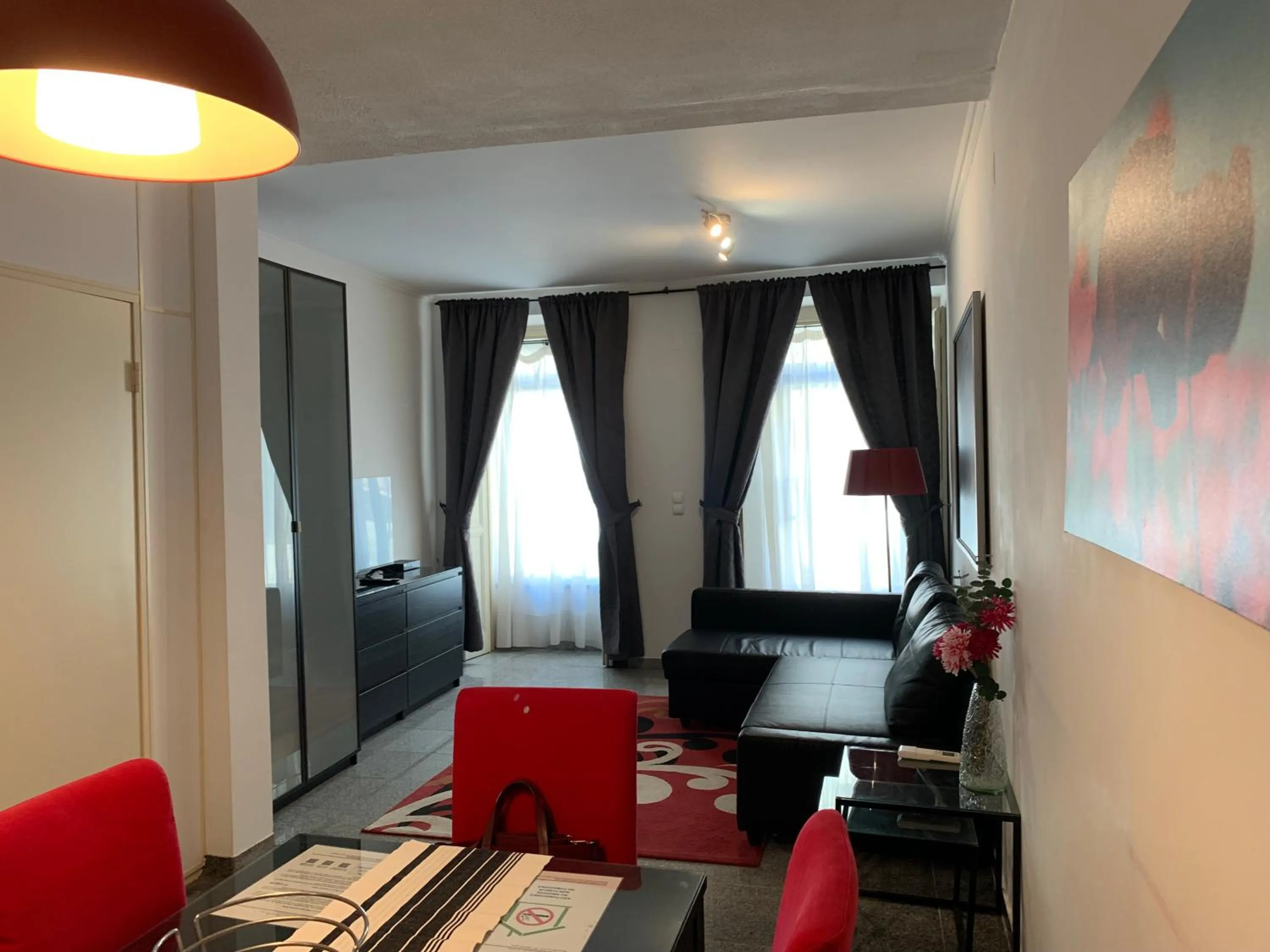 Living room in Discovery Apartment Estrela