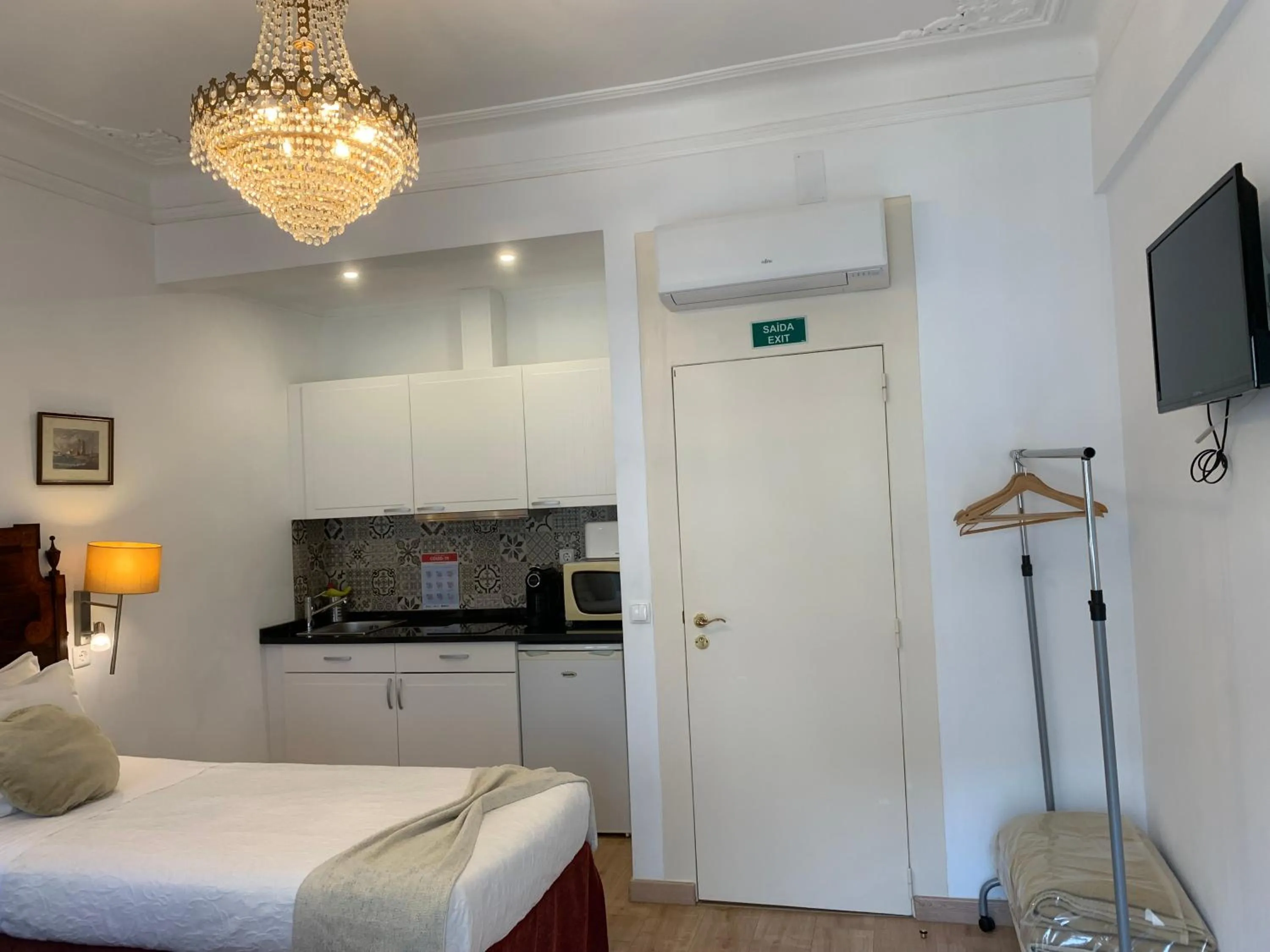 Kitchen or kitchenette in Discovery Apartment Estrela