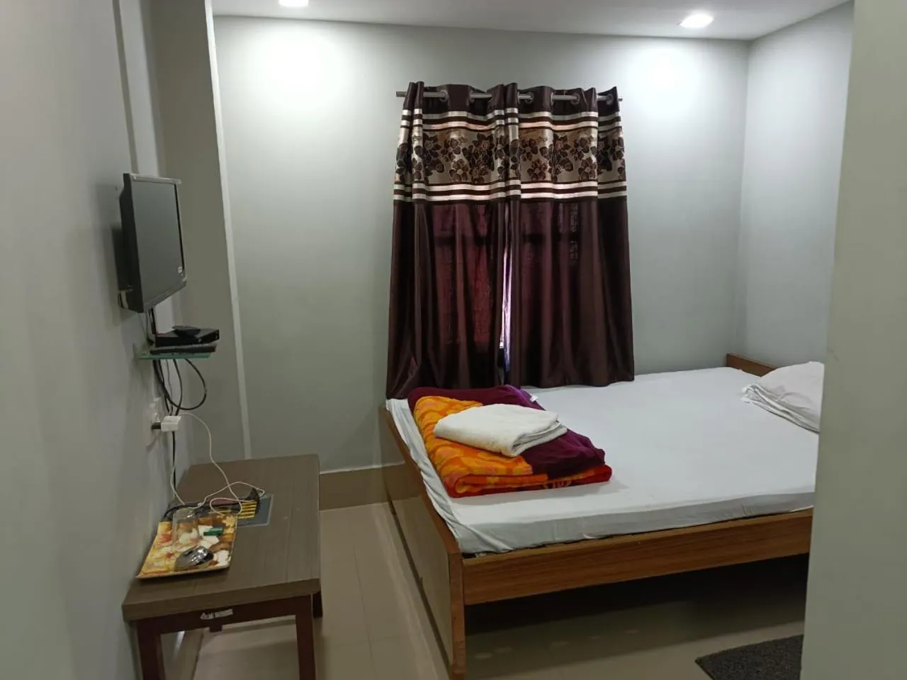 Bed in Kusum Hotel