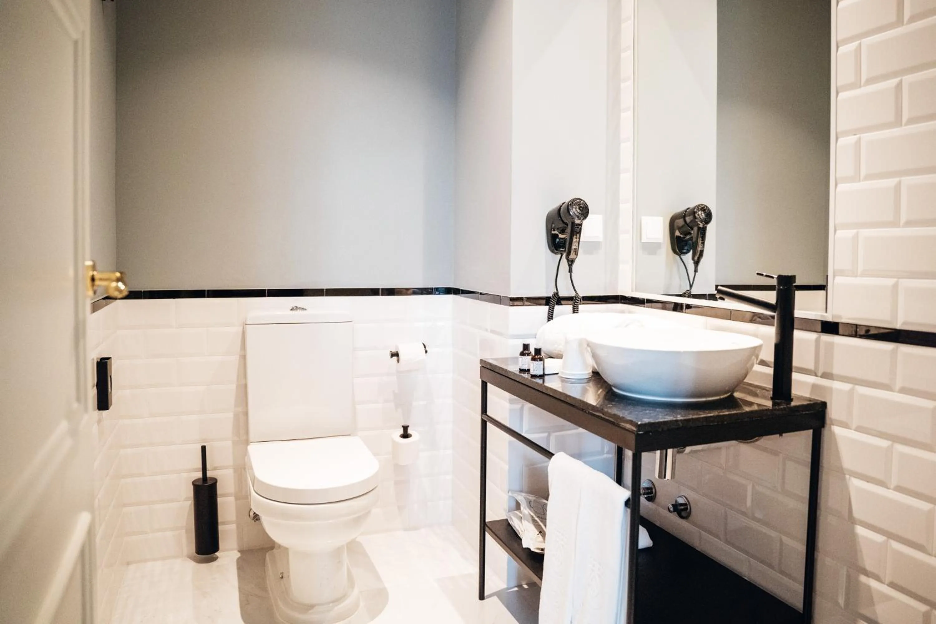 GRANDE HOTEL PARIS by STAY HOTELS