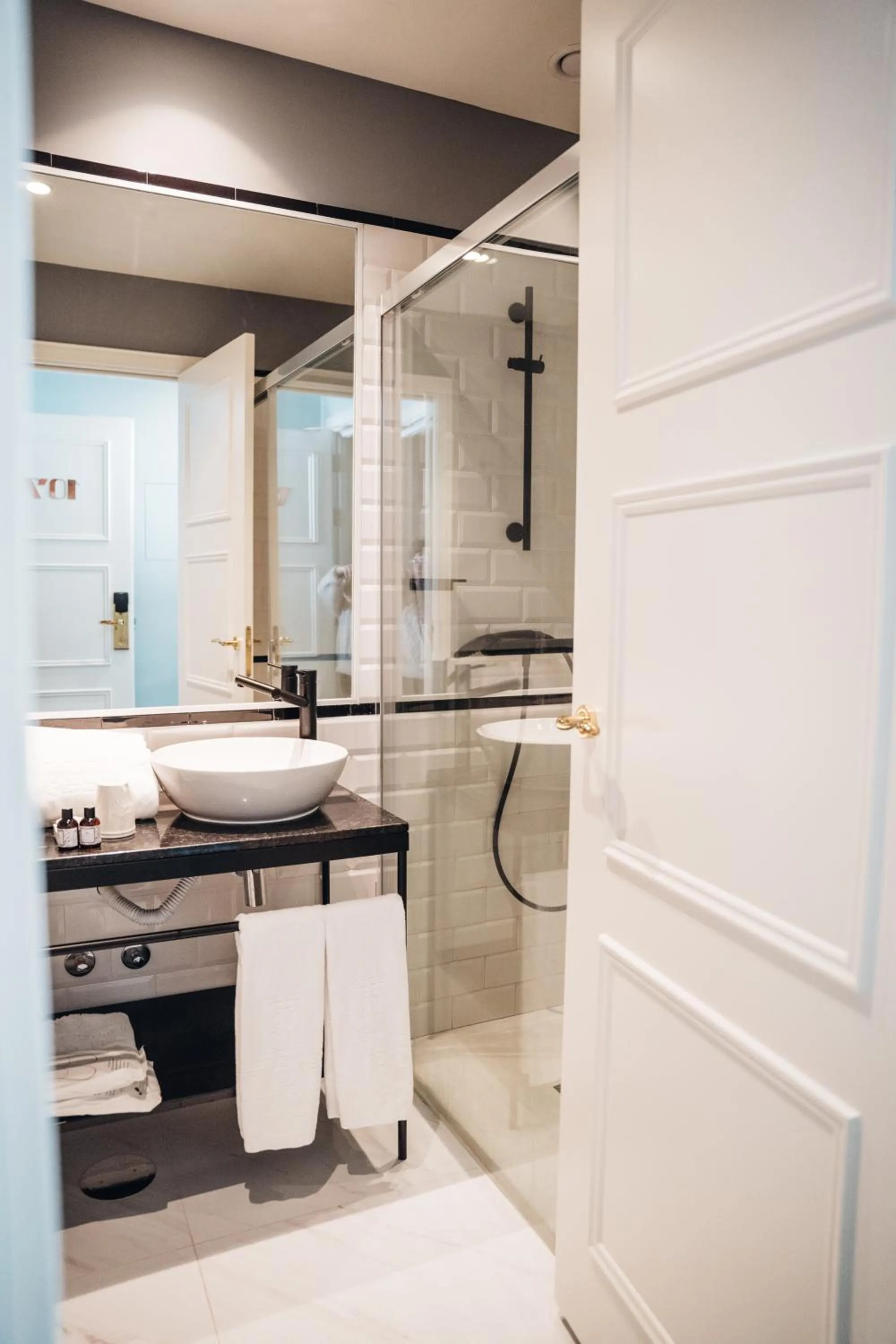 GRANDE HOTEL PARIS by STAY HOTELS