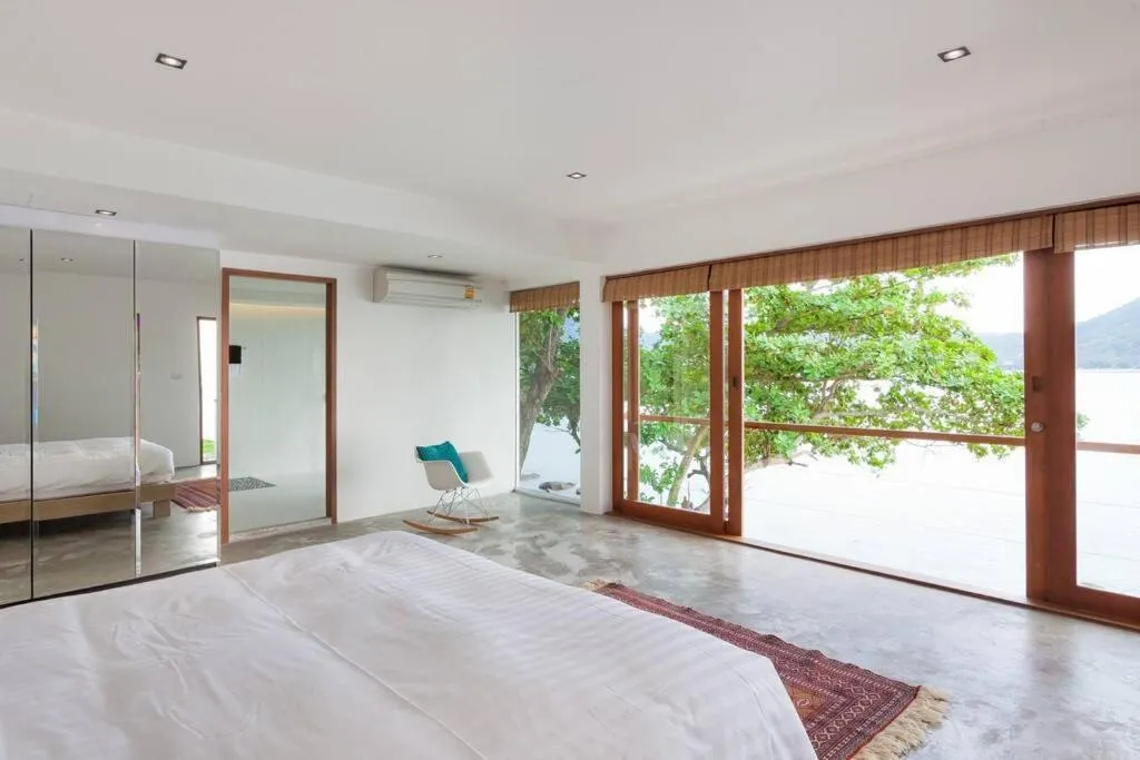Bed in Villa Nevaeh - Ocean Front Private Villa Kamala Beach