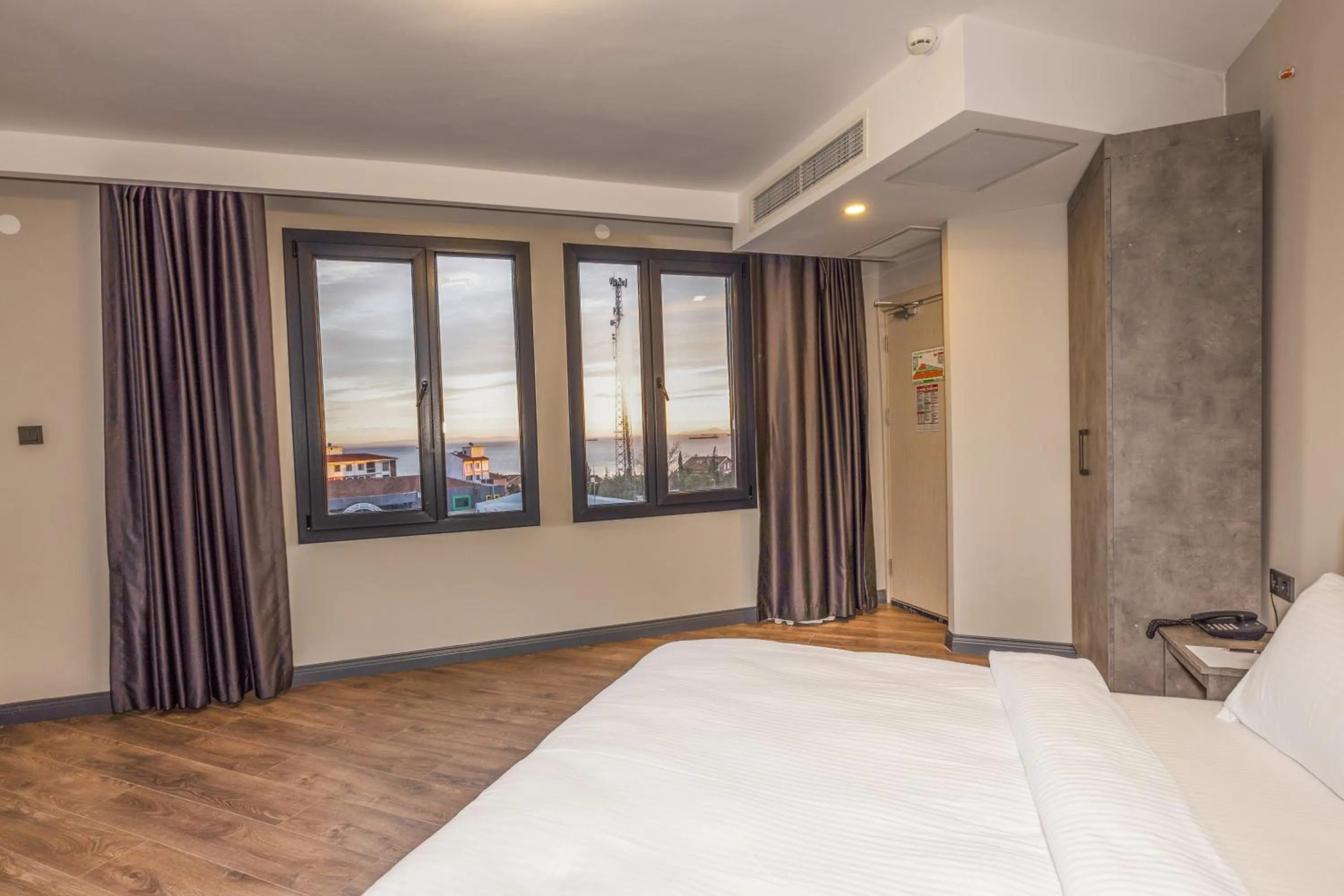 Bedroom in Grand royal hotel