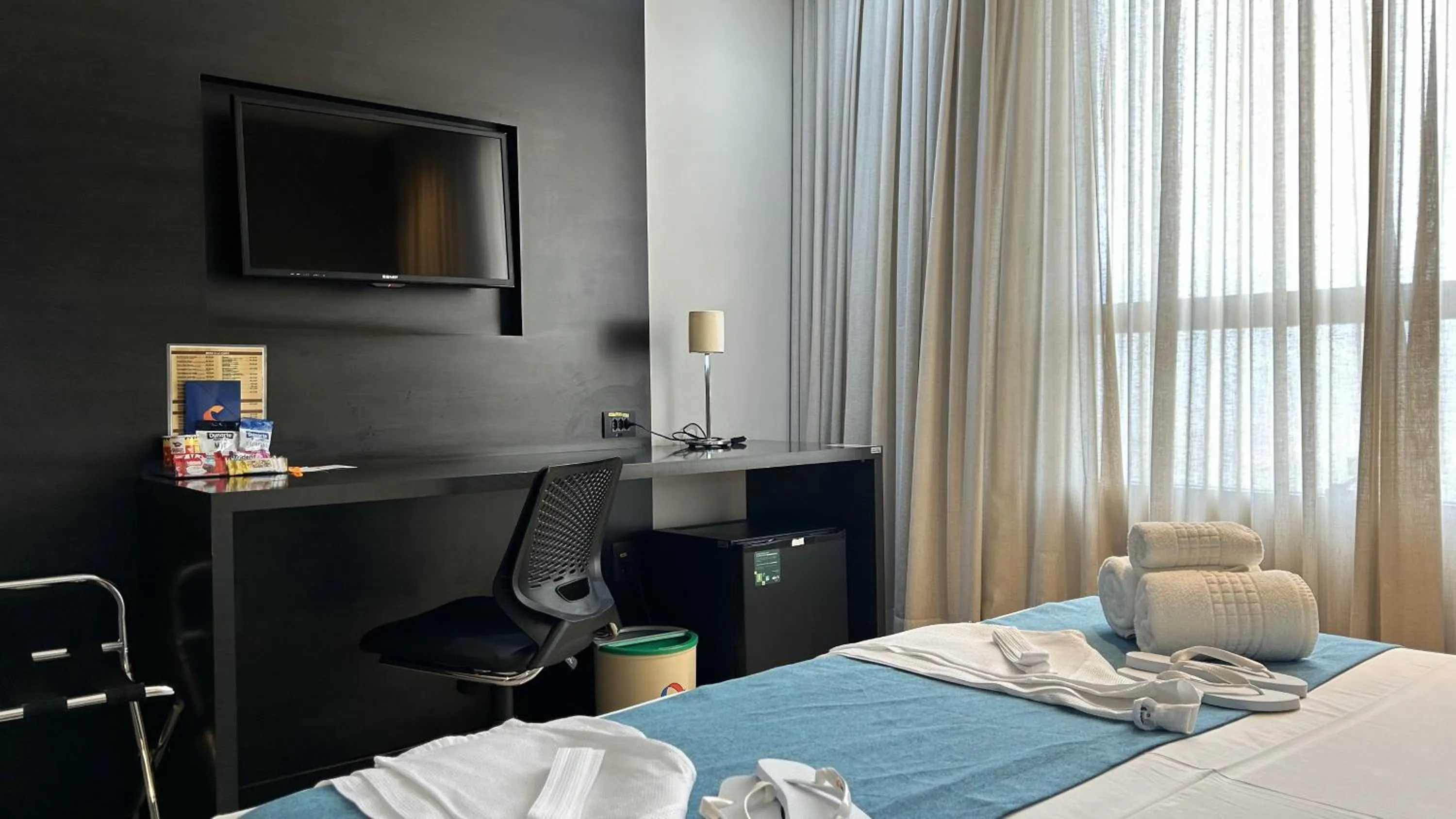 TV and multimedia, Bed in Comfort Hotel & Suítes Rondonópolis