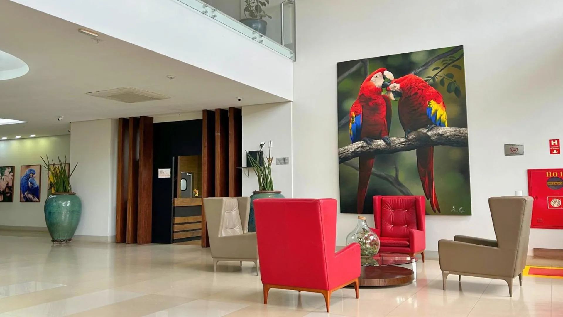 Lobby or reception in Comfort Hotel & Suítes Rondonópolis