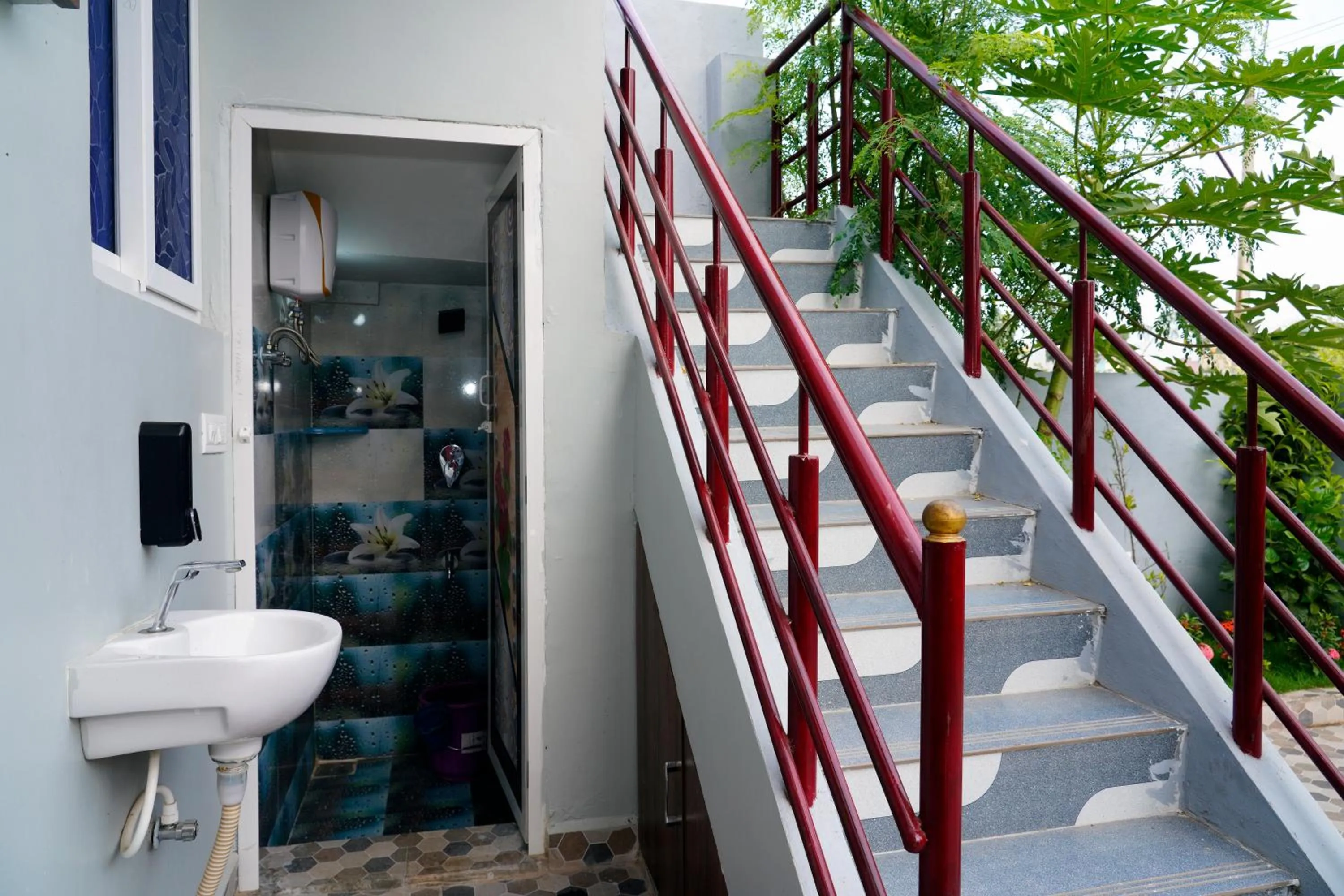 Facade/entrance in Sri Sakthi Residence