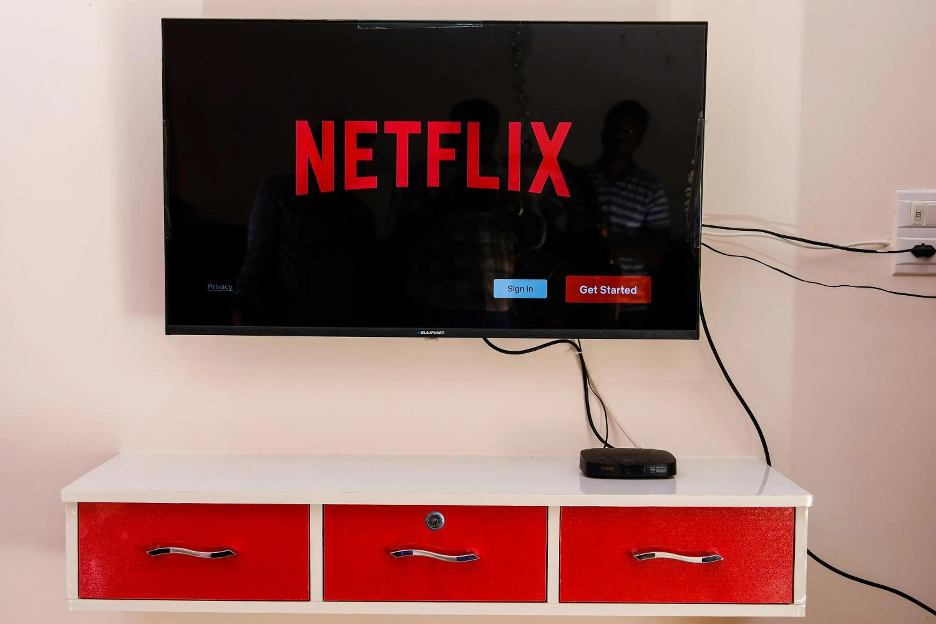 Communal lounge/ TV room in Sri Sakthi Residence