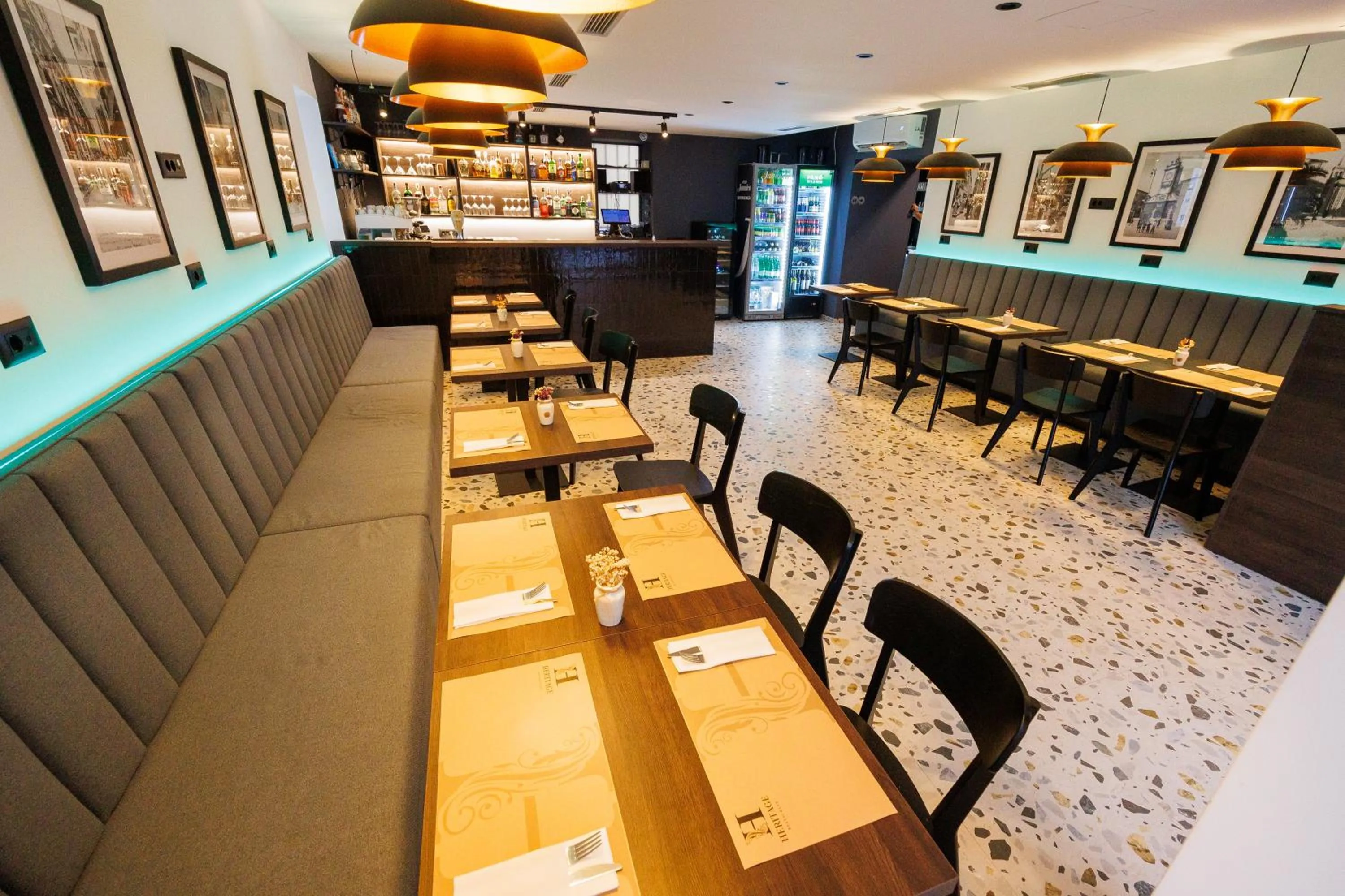 Restaurant/places to eat in City Premium Heritage