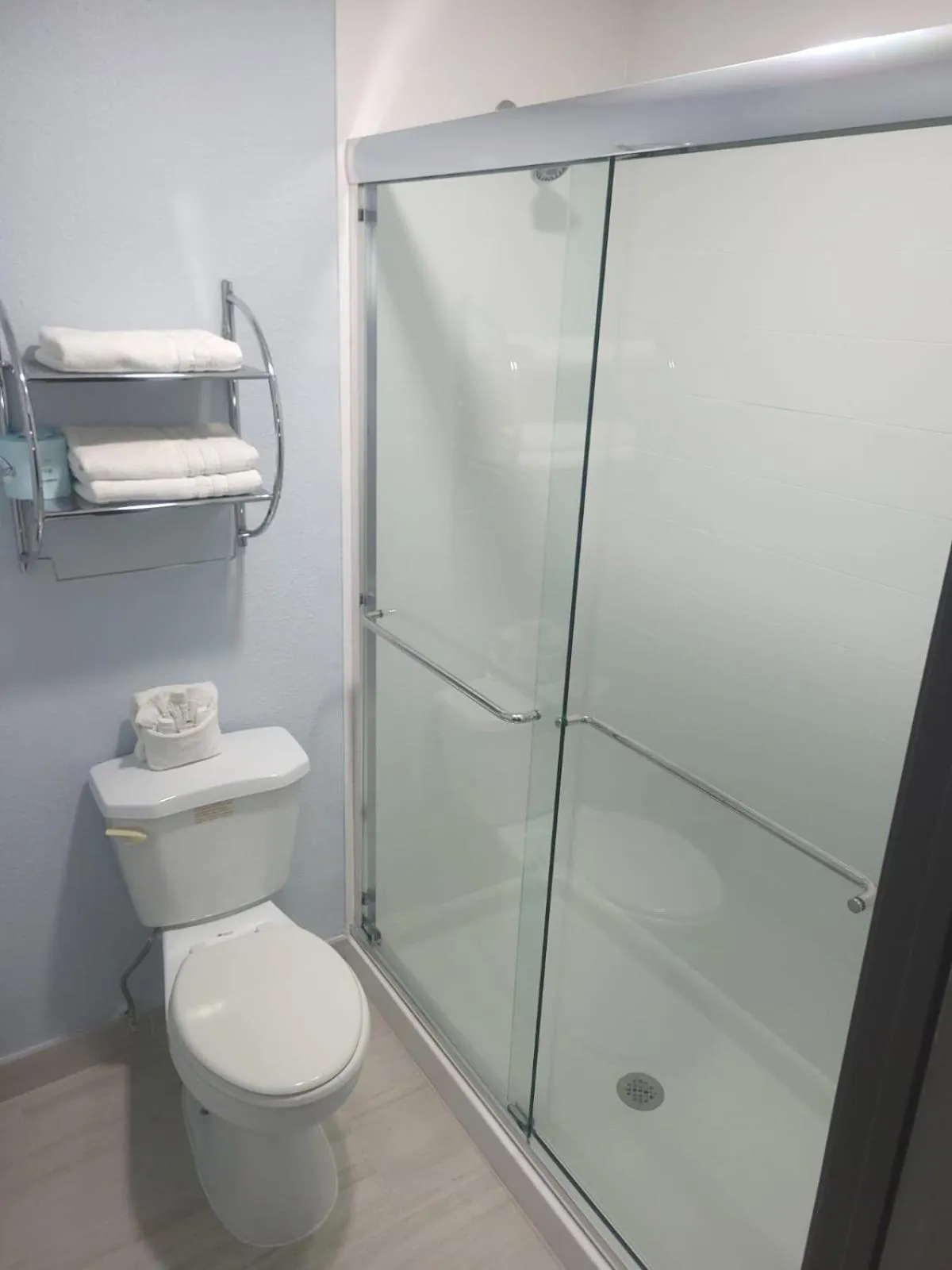 Shower in Days Inn by Wyndham Dalhart