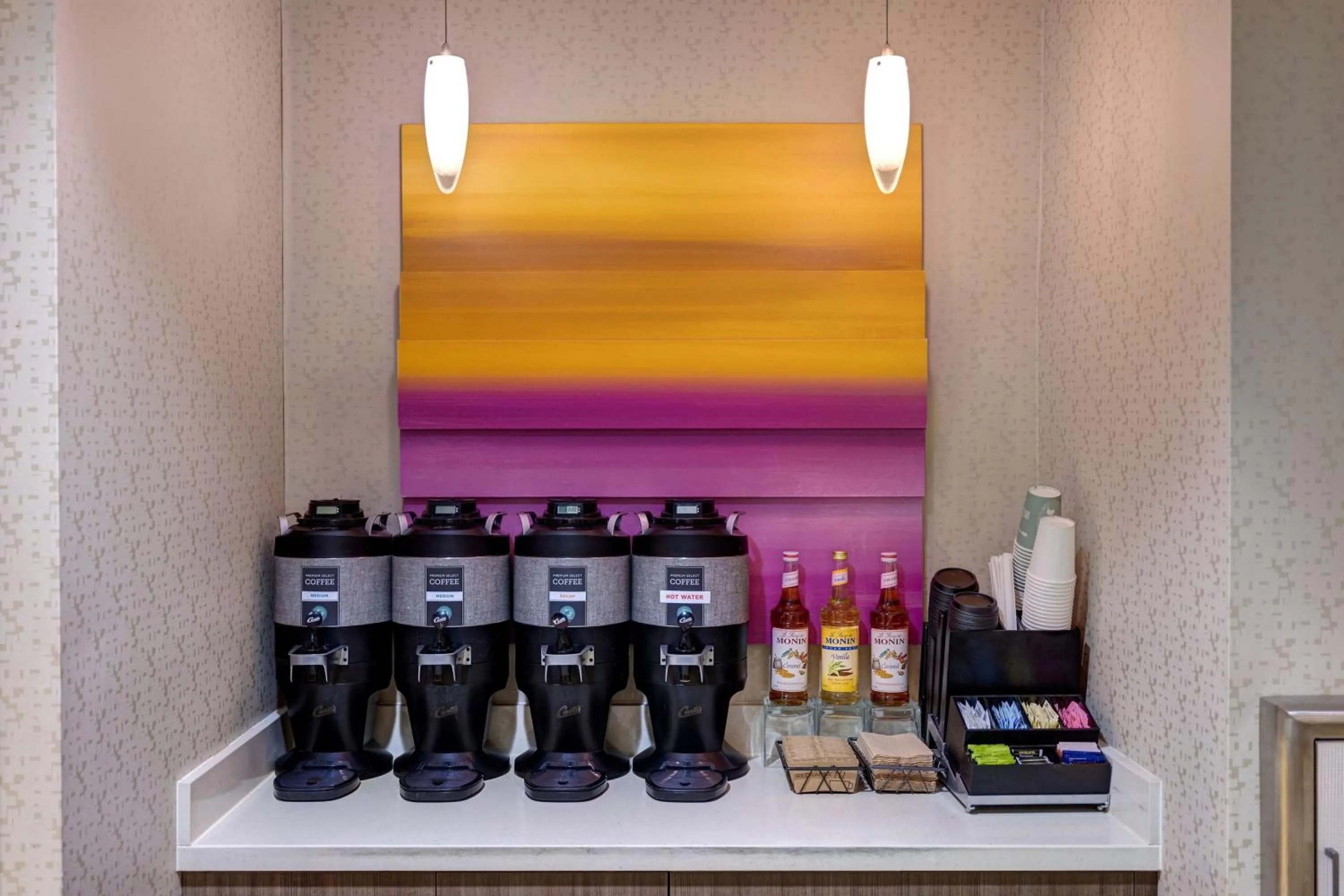 Restaurant/places to eat in Residence Inn by Marriott Pullman