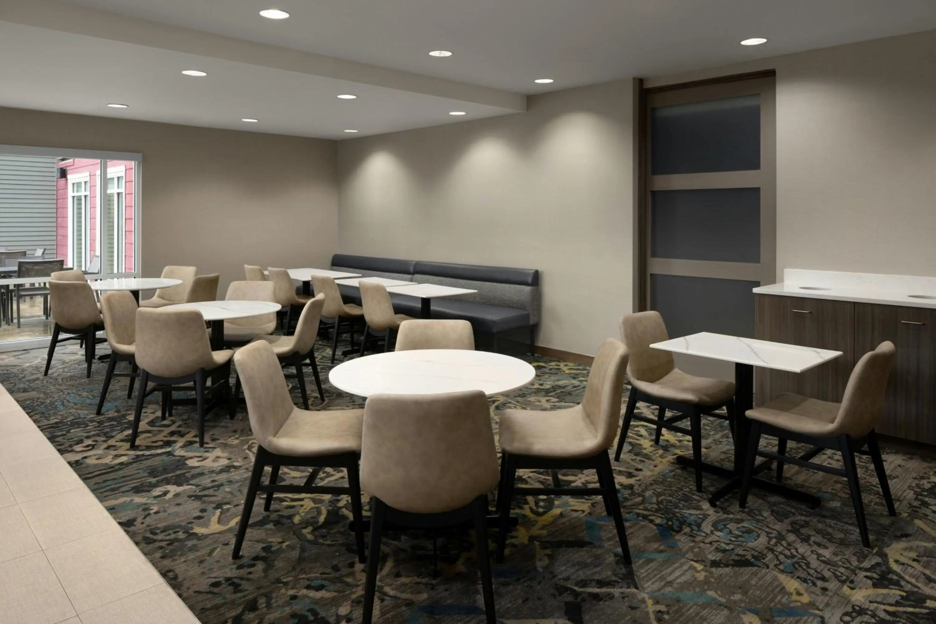 Breakfast in Residence Inn by Marriott Pullman