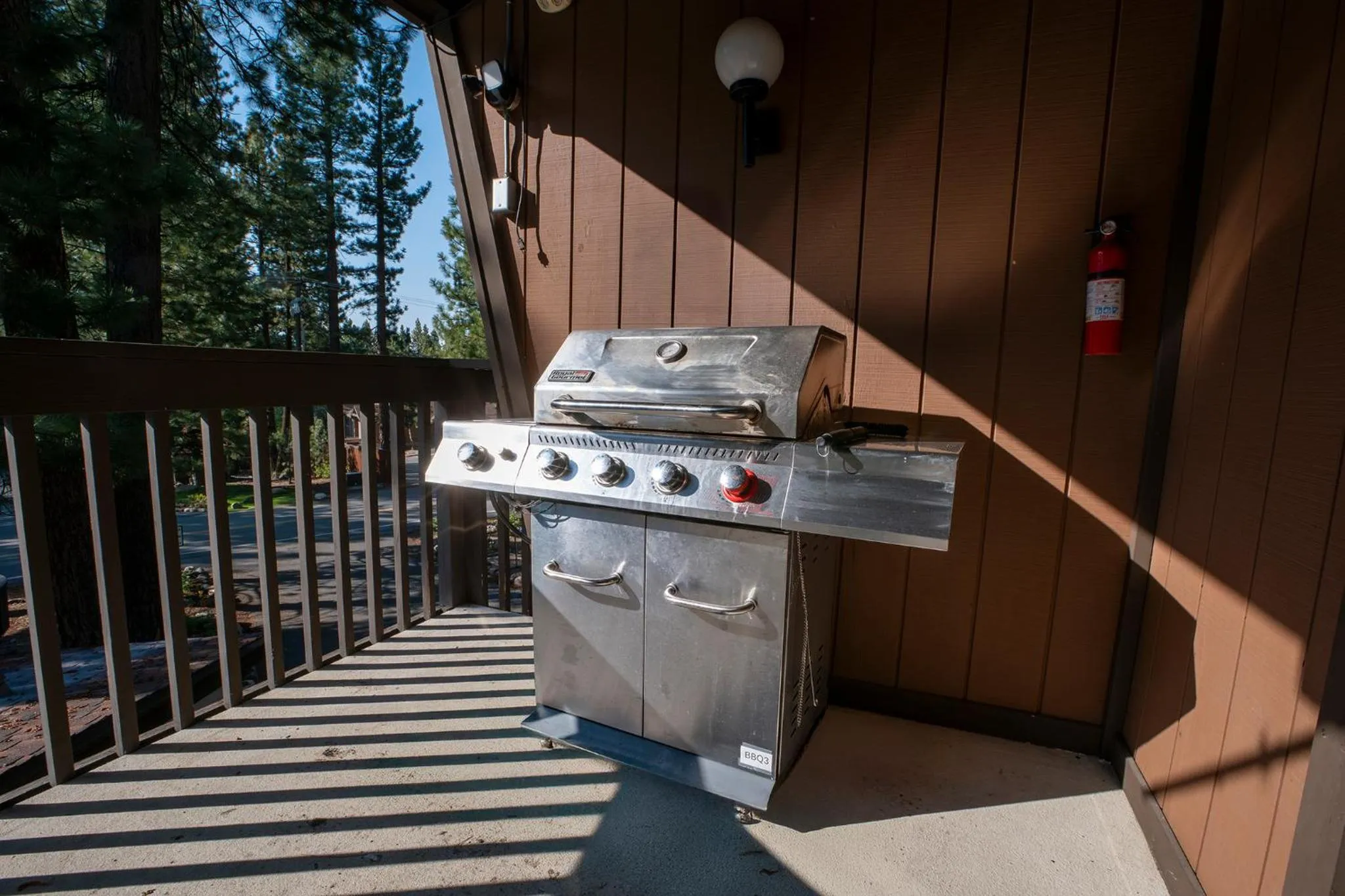 BBQ facilities in Club Tahoe Resort