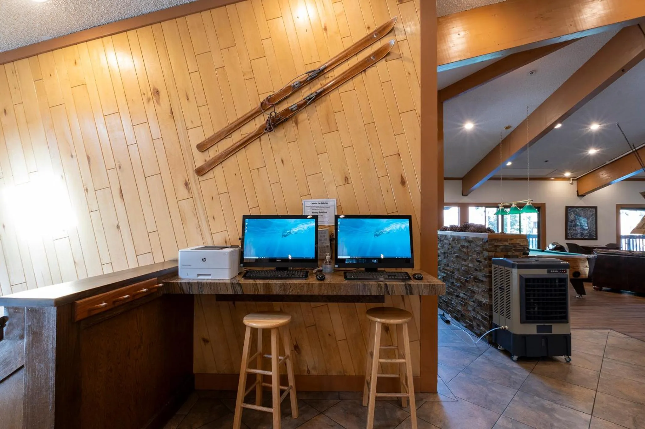Business facilities in Club Tahoe Resort