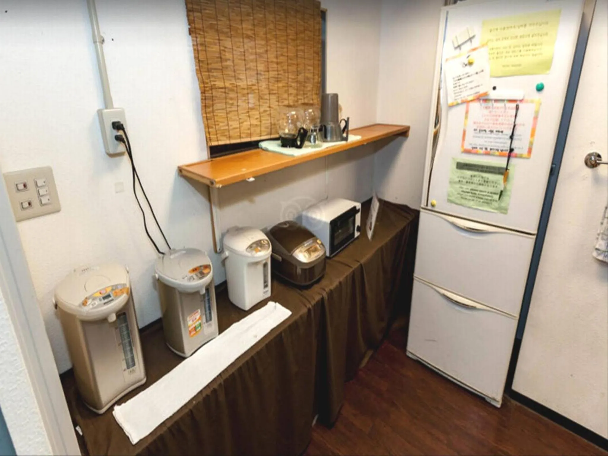 Communal kitchen in Hotel Raizan North