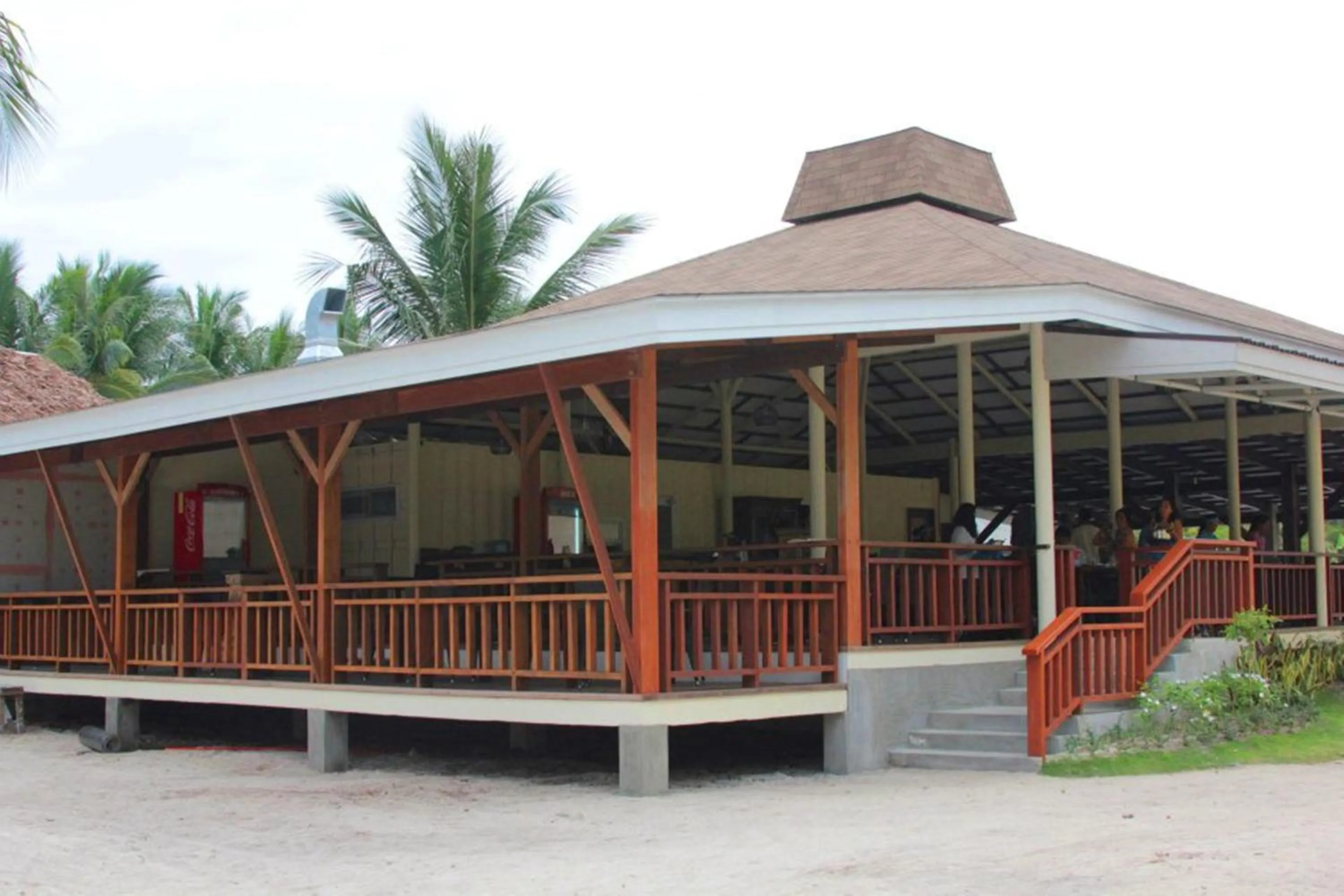 Food in Anika Island Resort