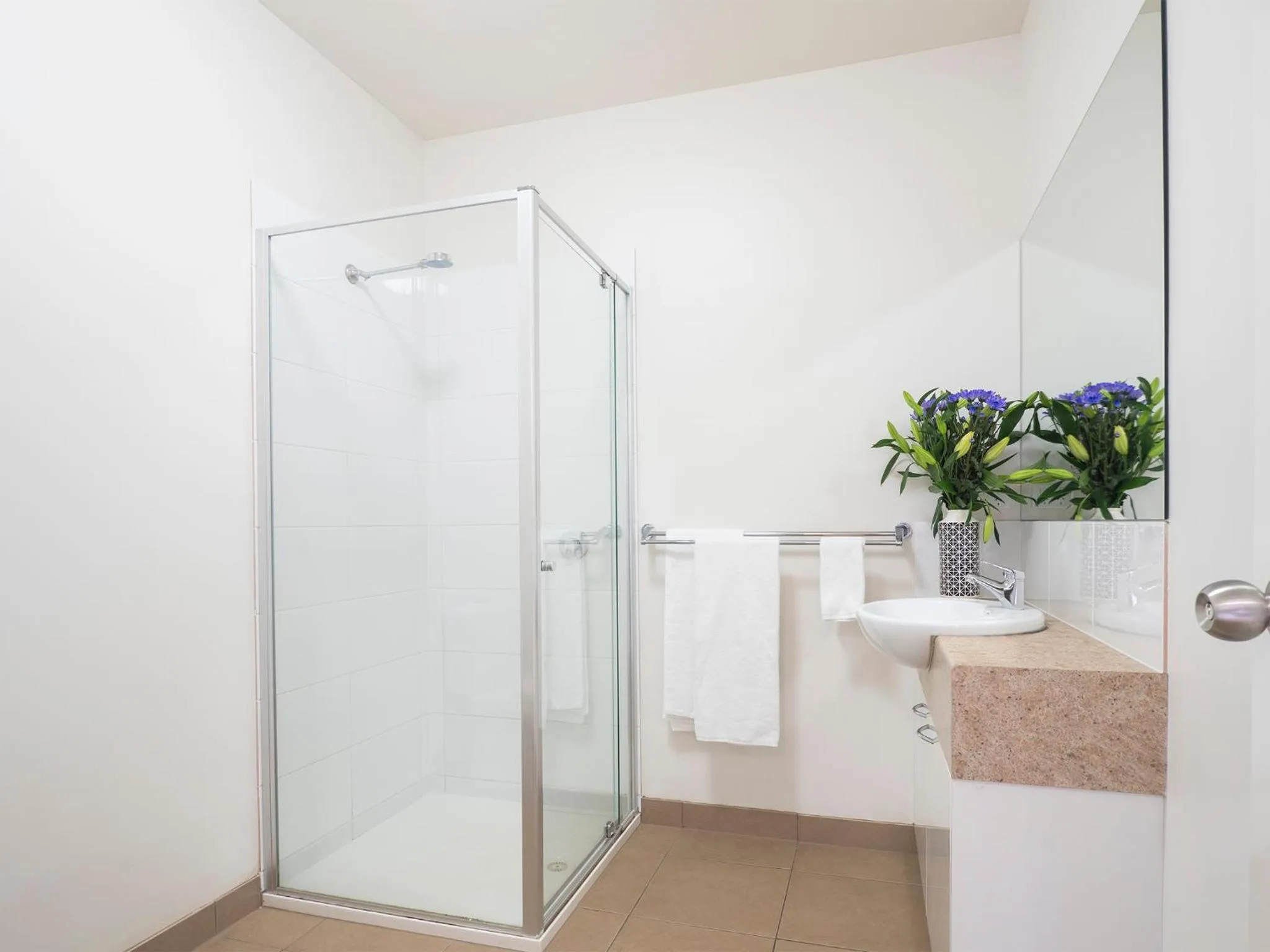 Bathroom in McKillop Geelong by Gold Star Stays