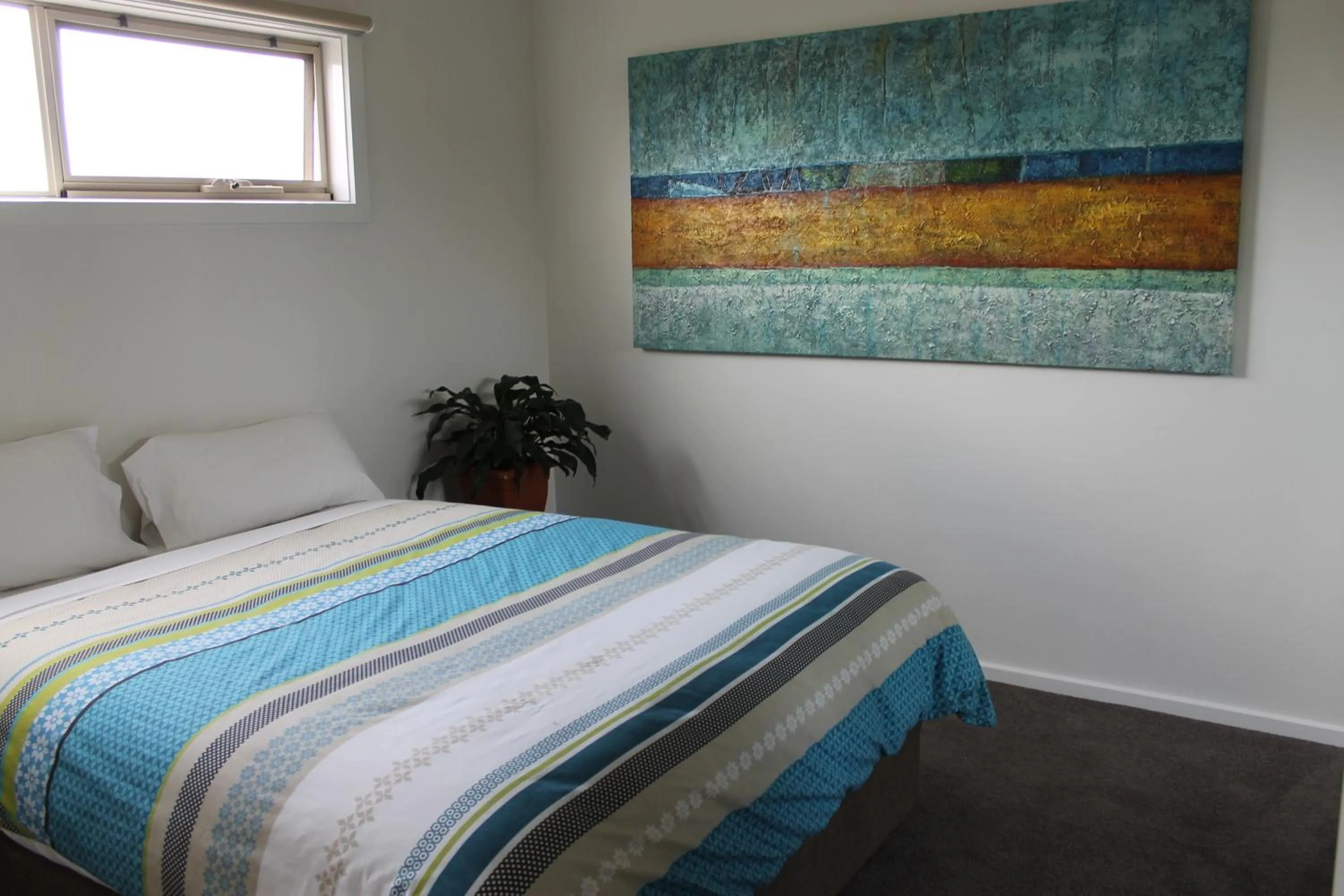 Bedroom, Bed in McKillop Geelong by Gold Star Stays