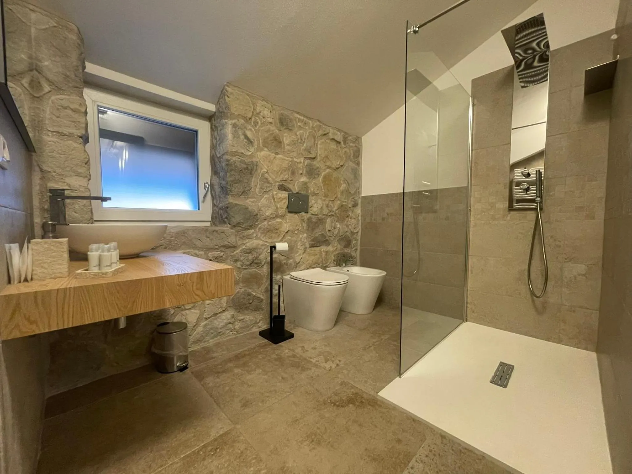 Shower in SnowLake Suite & Apartment