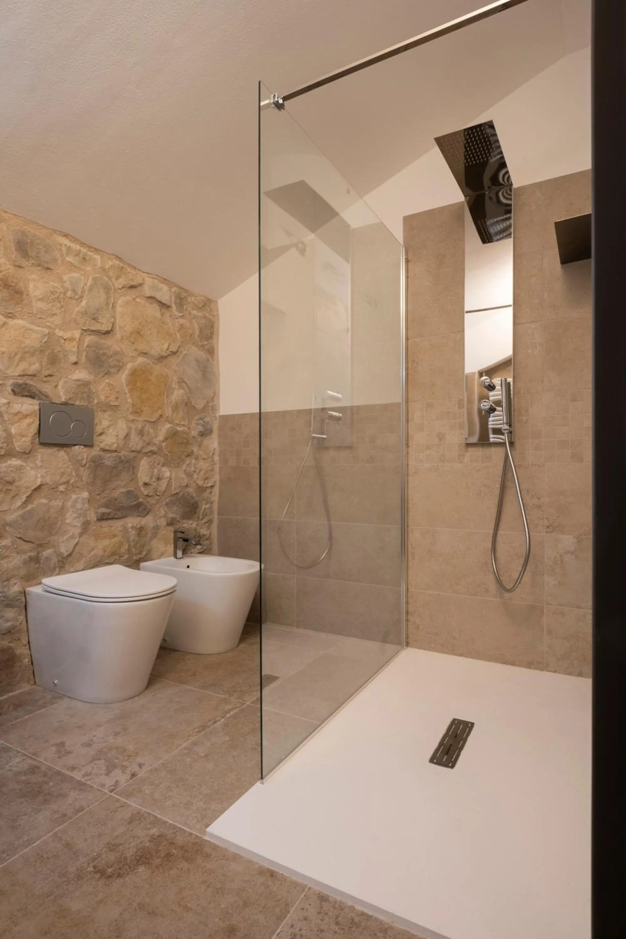 Bathroom in SnowLake Suite & Apartment