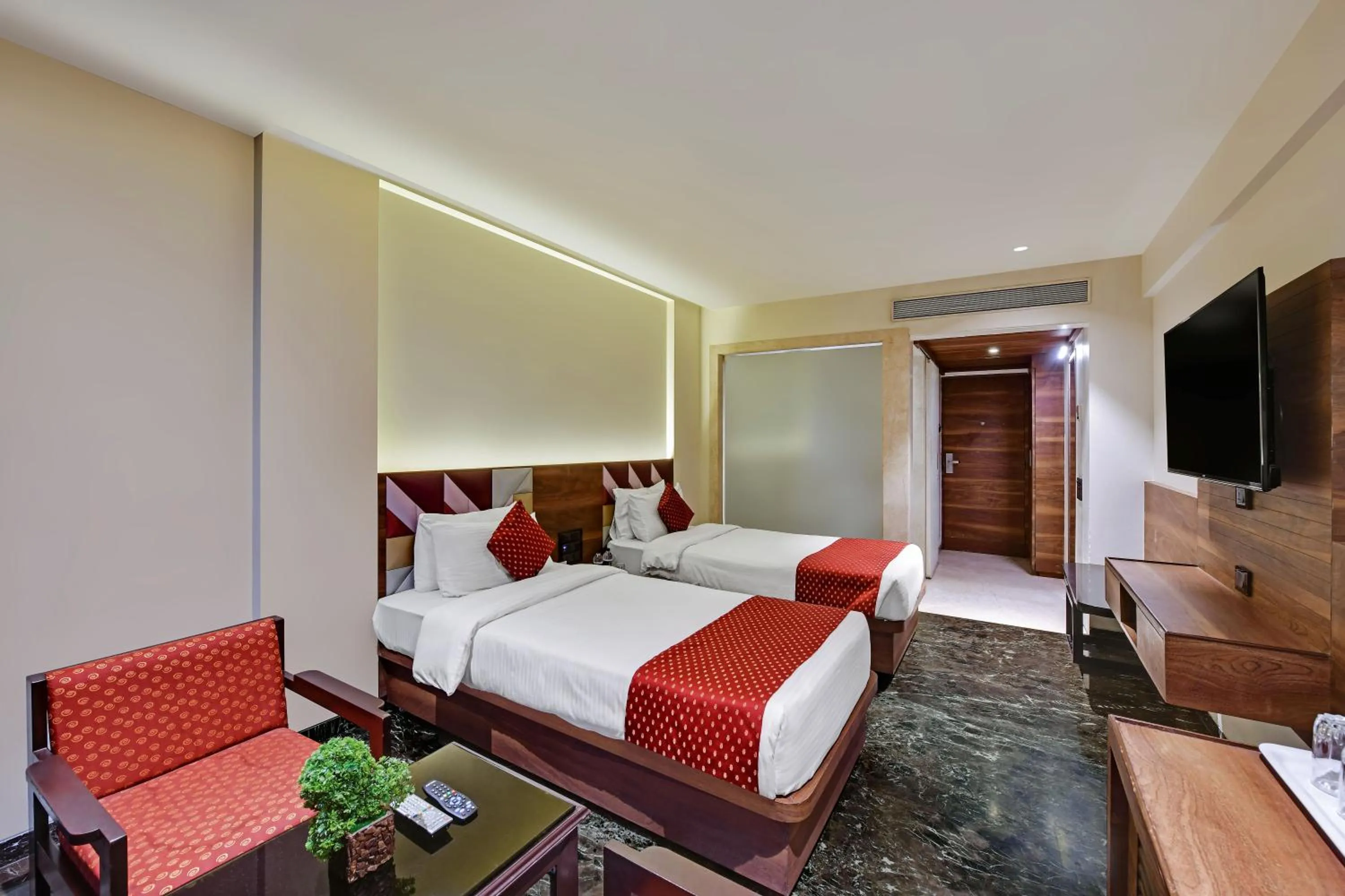 Bed in Quality Inn Regency, Nashik