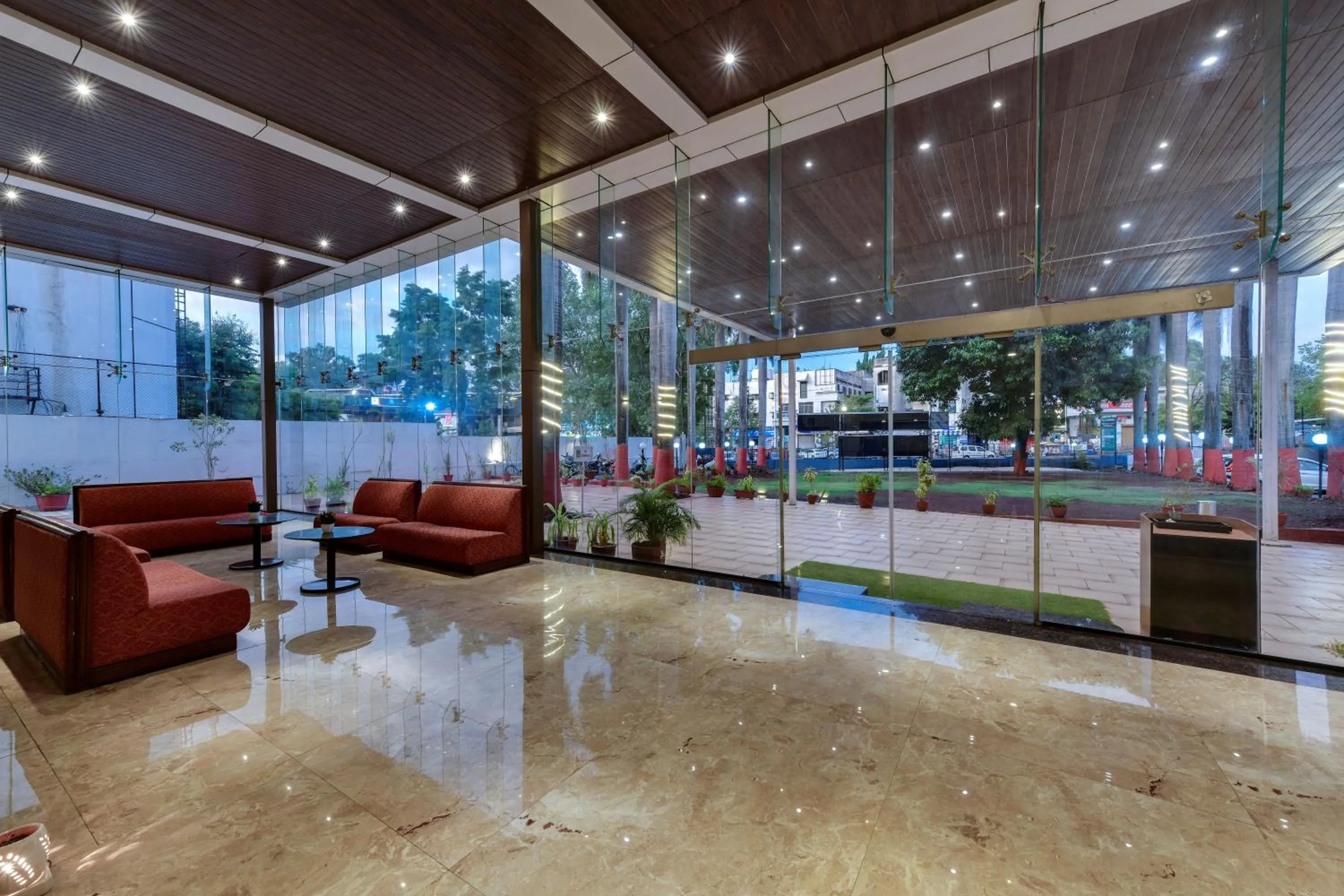 Facade/entrance in Quality Inn Regency, Nashik