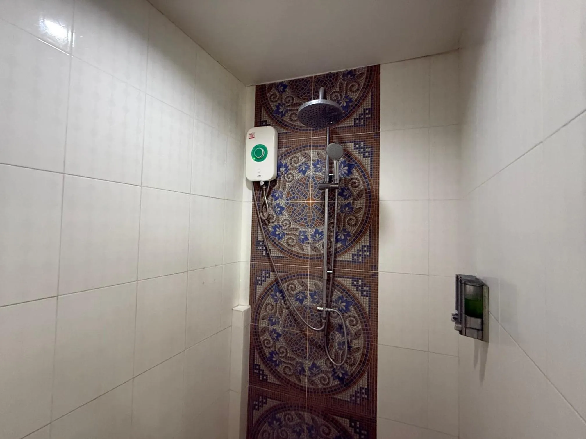 Bed By Cruise Hotel At Samakkhi-Tivanont