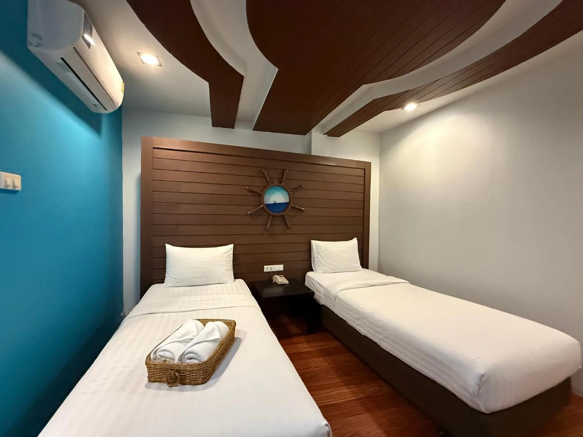 Bed in Bed By Cruise Hotel At Samakkhi-Tivanont