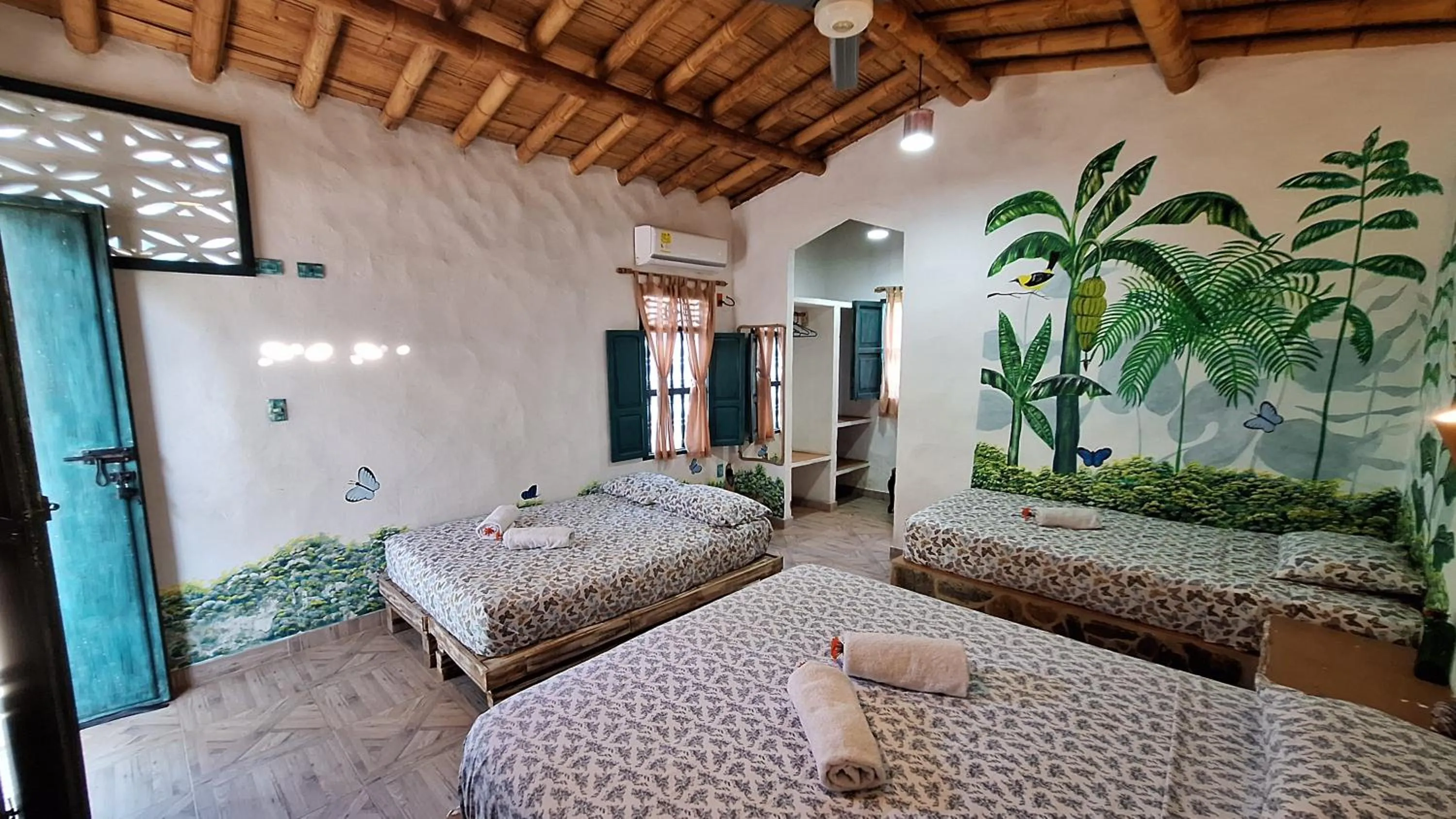 Bedroom, Bed in Eco-Hotel Chevere Beach