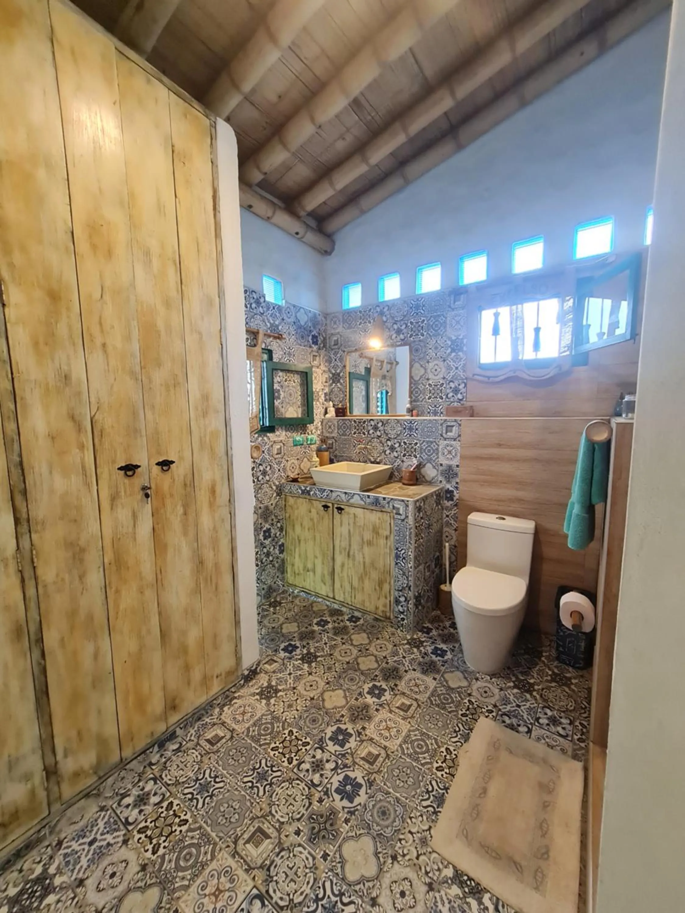 Bathroom in Eco-Hotel Chevere Beach