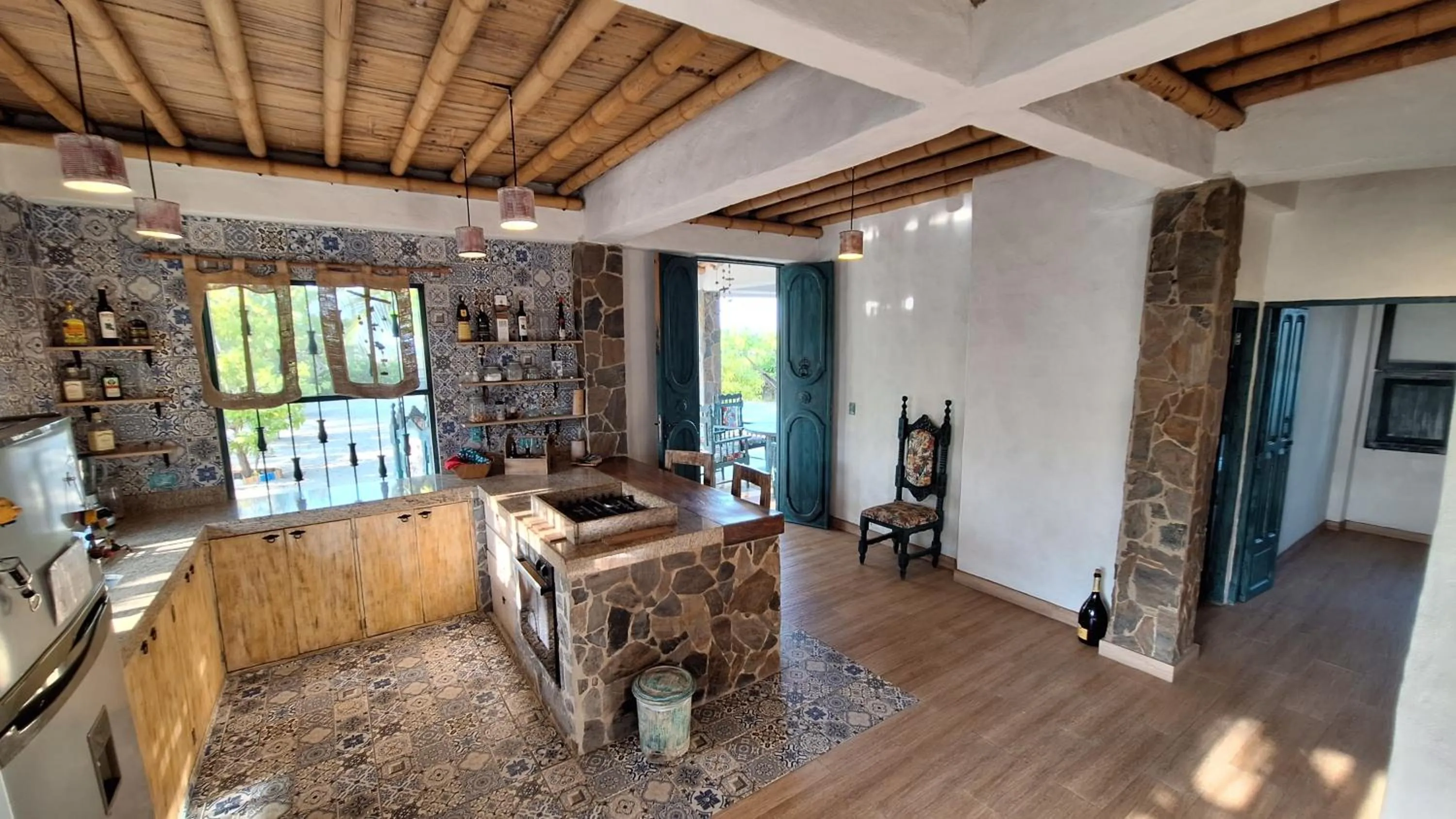 Kitchen or kitchenette in Eco-Hotel Chevere Beach