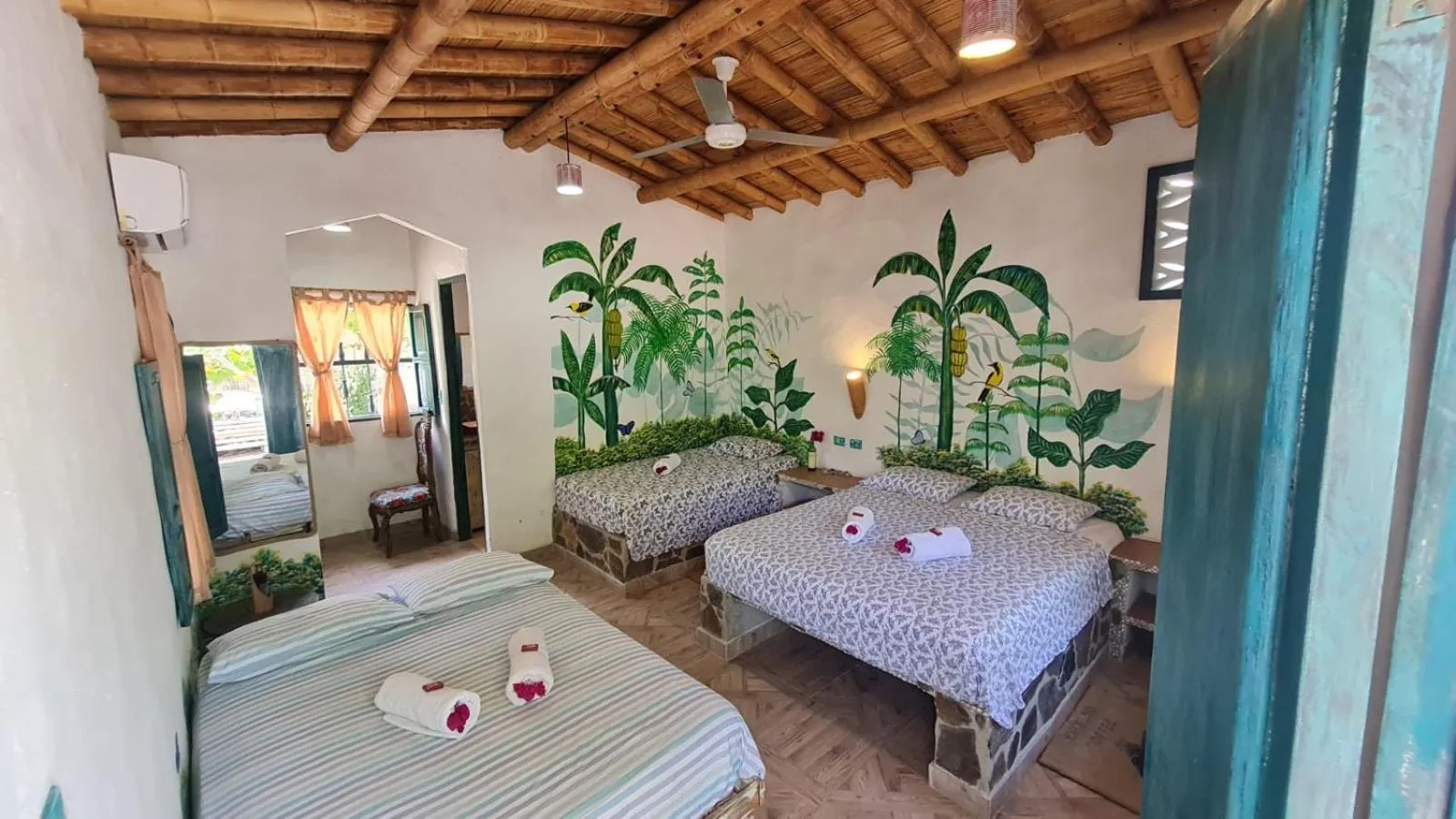 Photo of the whole room, Bed in Eco-Hotel Chevere Beach