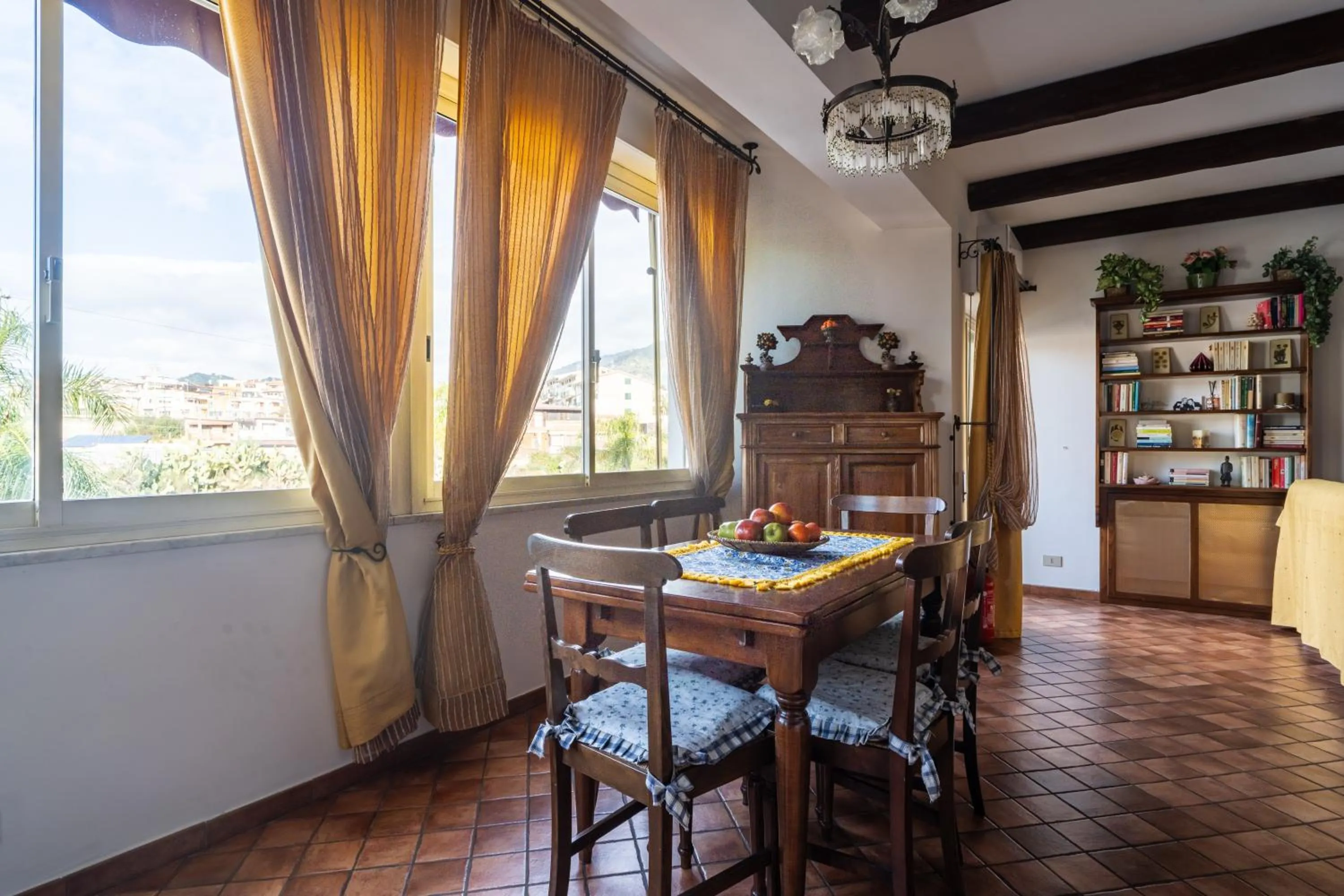 Photo of the whole room in Casa Pittone