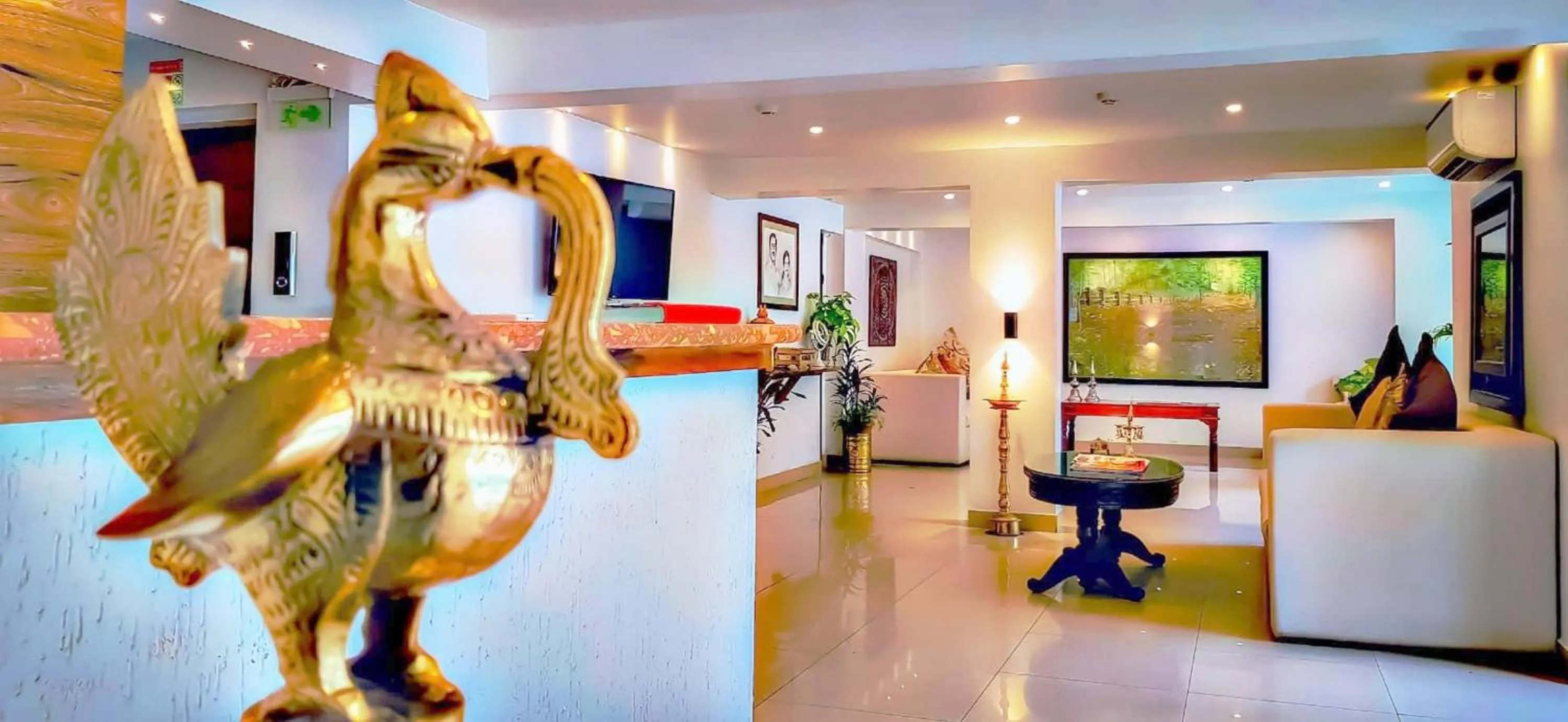 Lobby or reception in Hotel Samraj