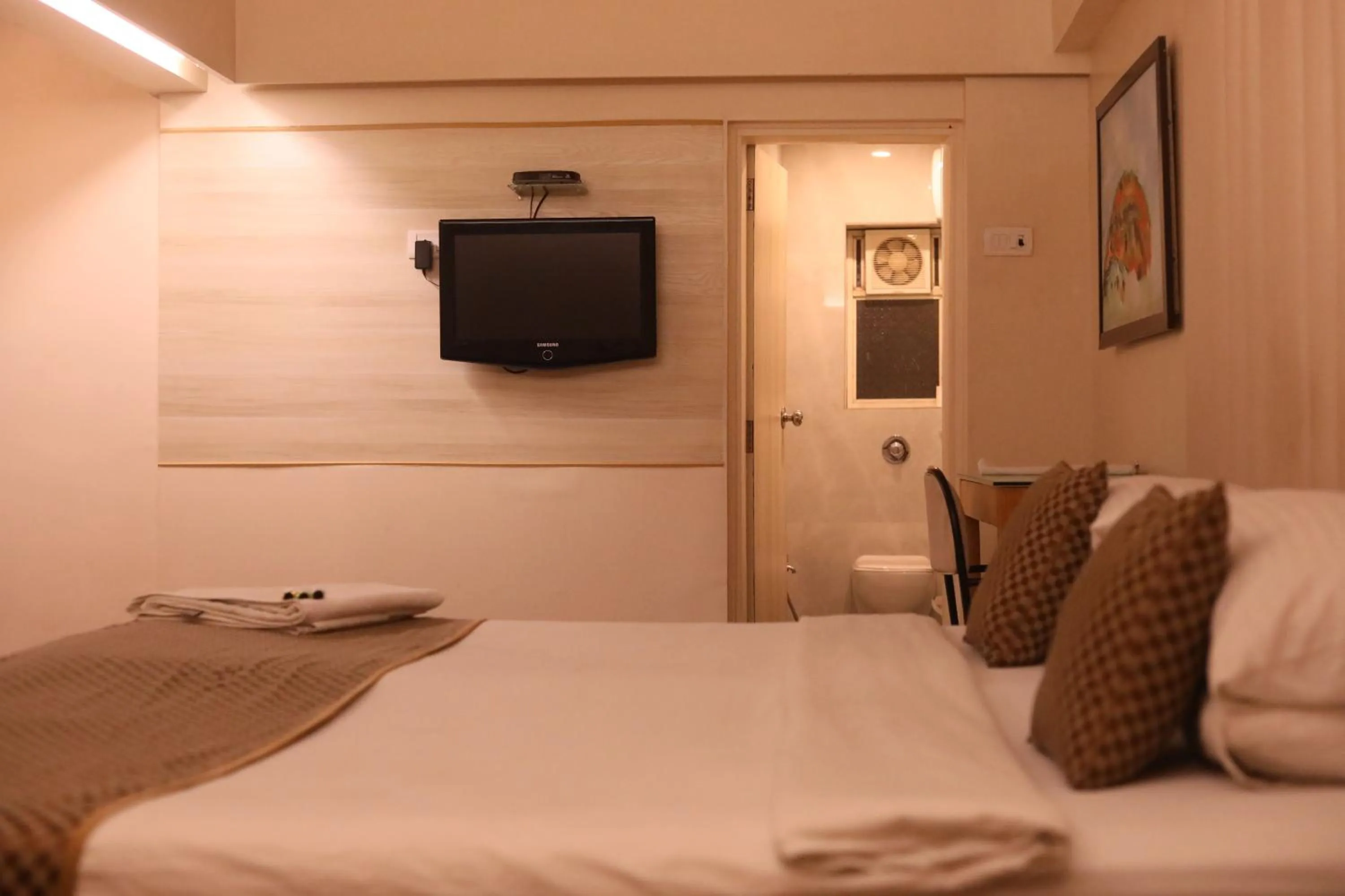 View (from property/room), Bed in Hotel Samraj