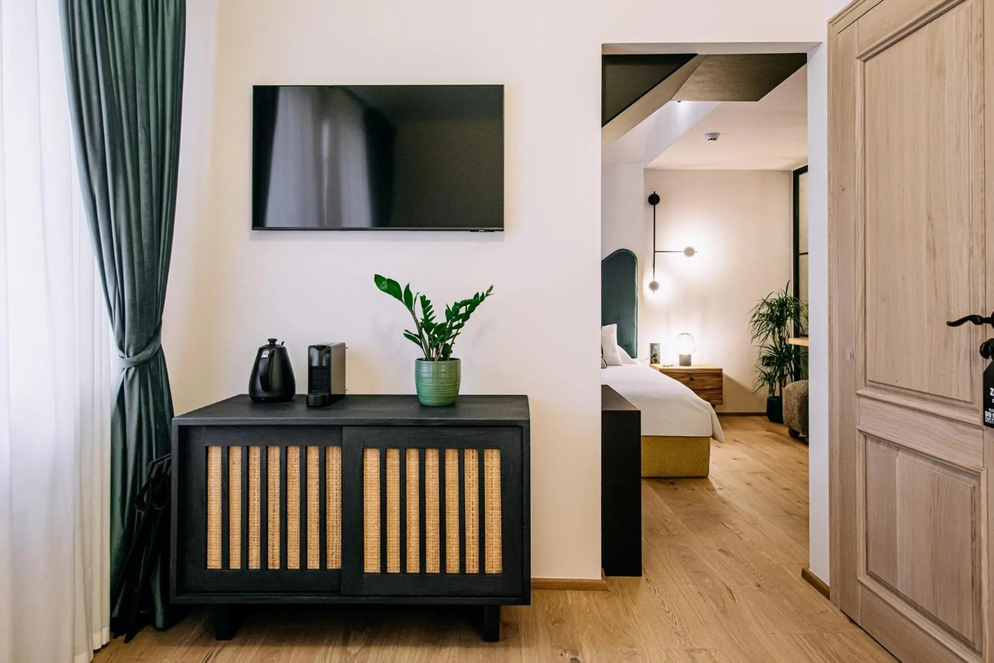 TV and multimedia, Bed in 7oaks Noble House