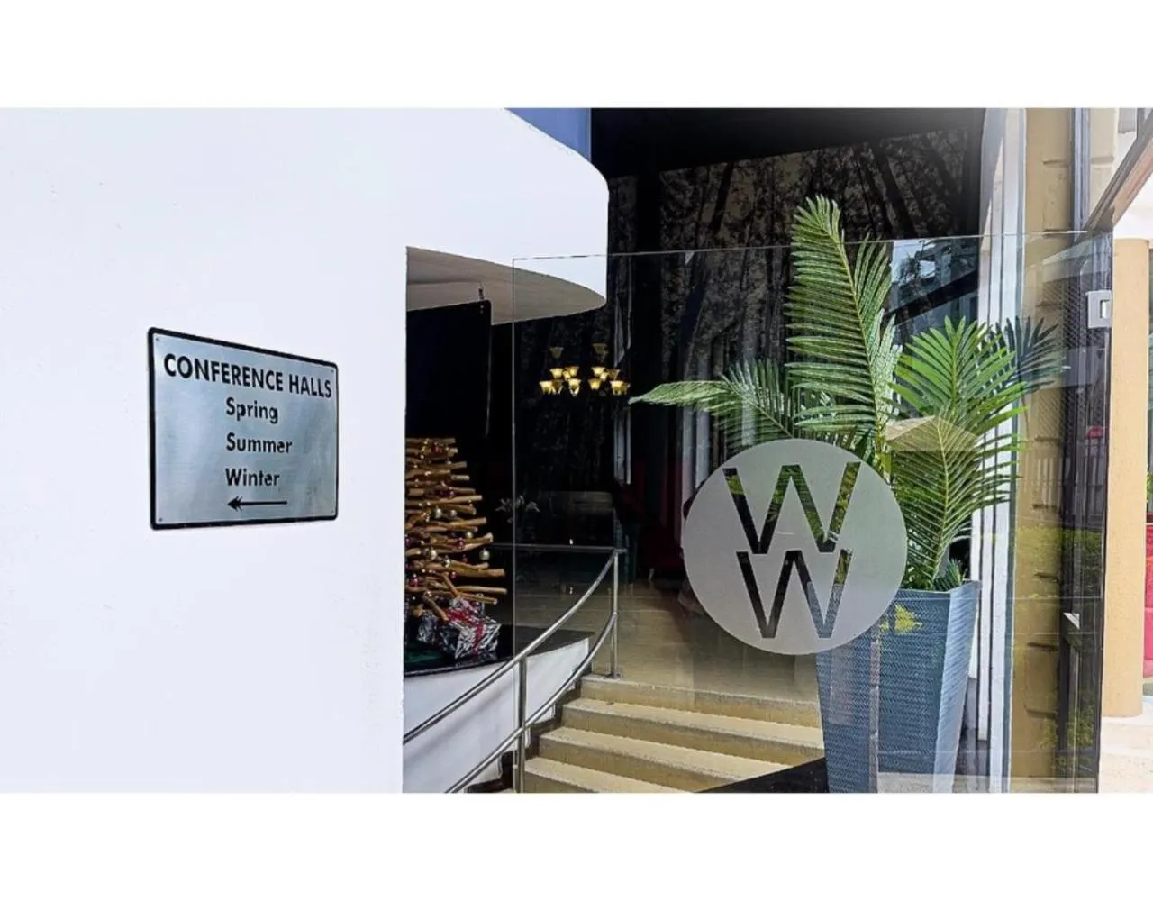 Meeting/conference room in West Wood Hotel