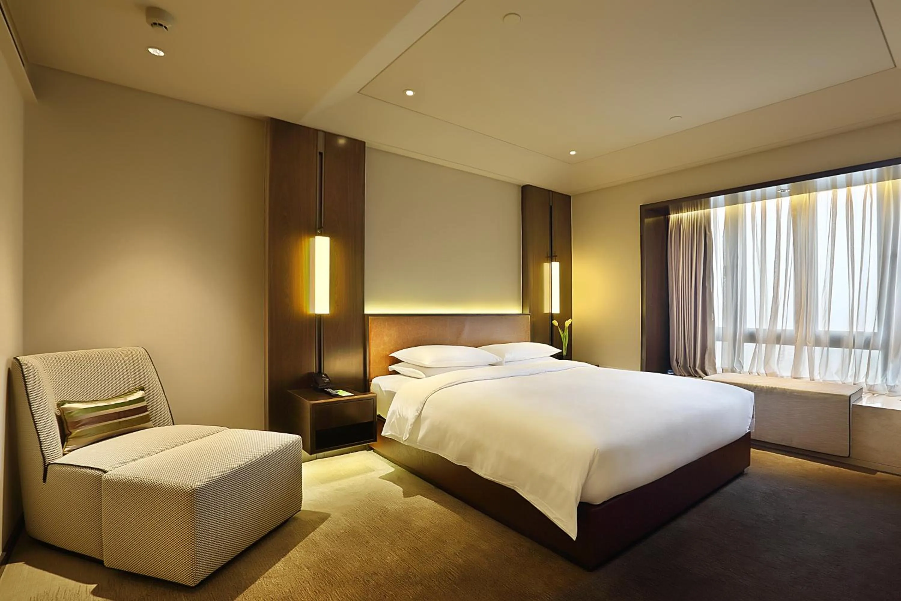 Bed in Hyatt Place Shenzhen Dongmen