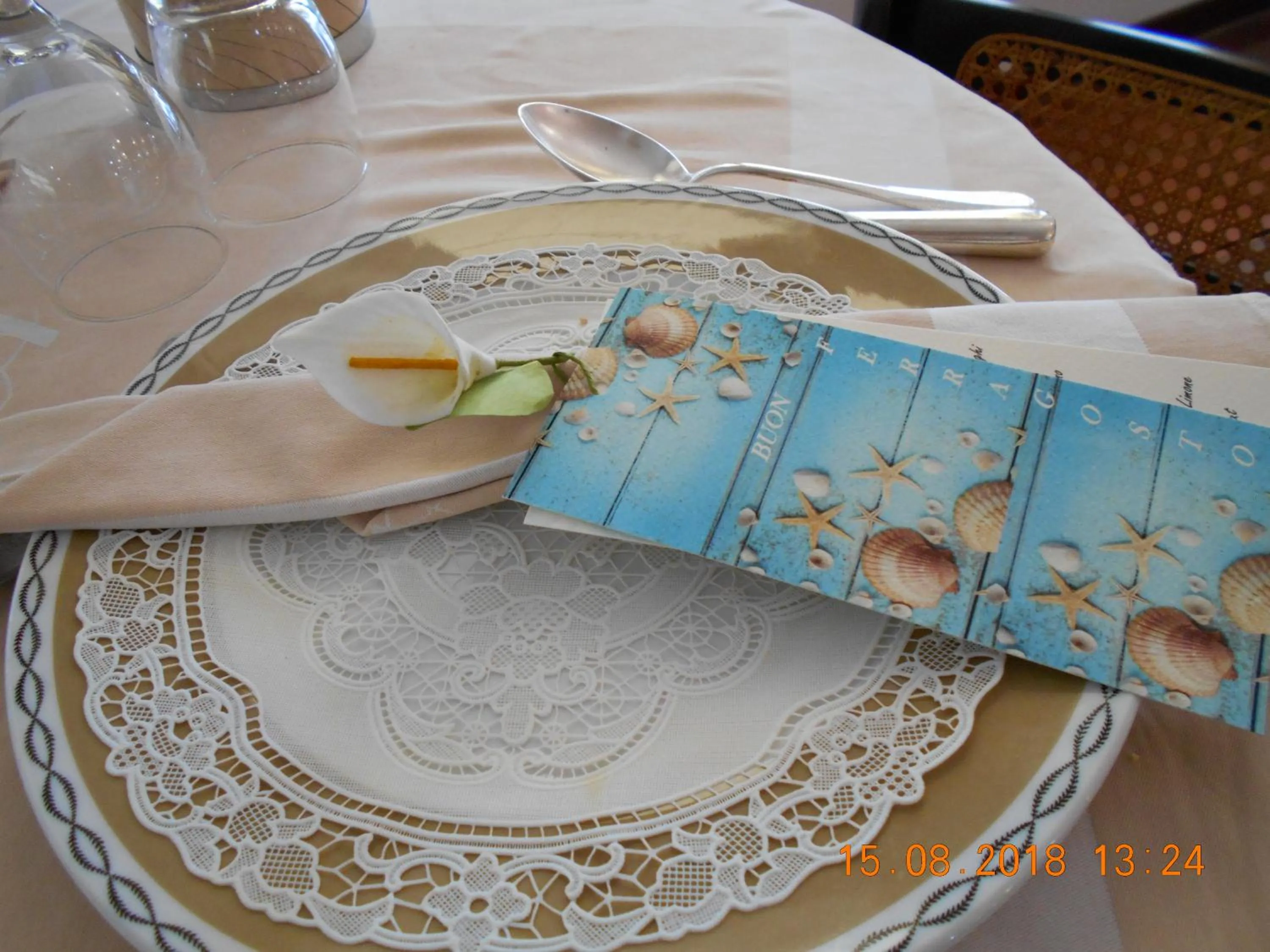 Food and drinks in Hotel Astoria