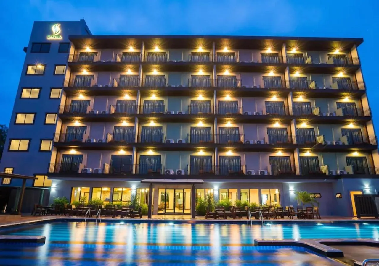 Property building in Savotel Hotel