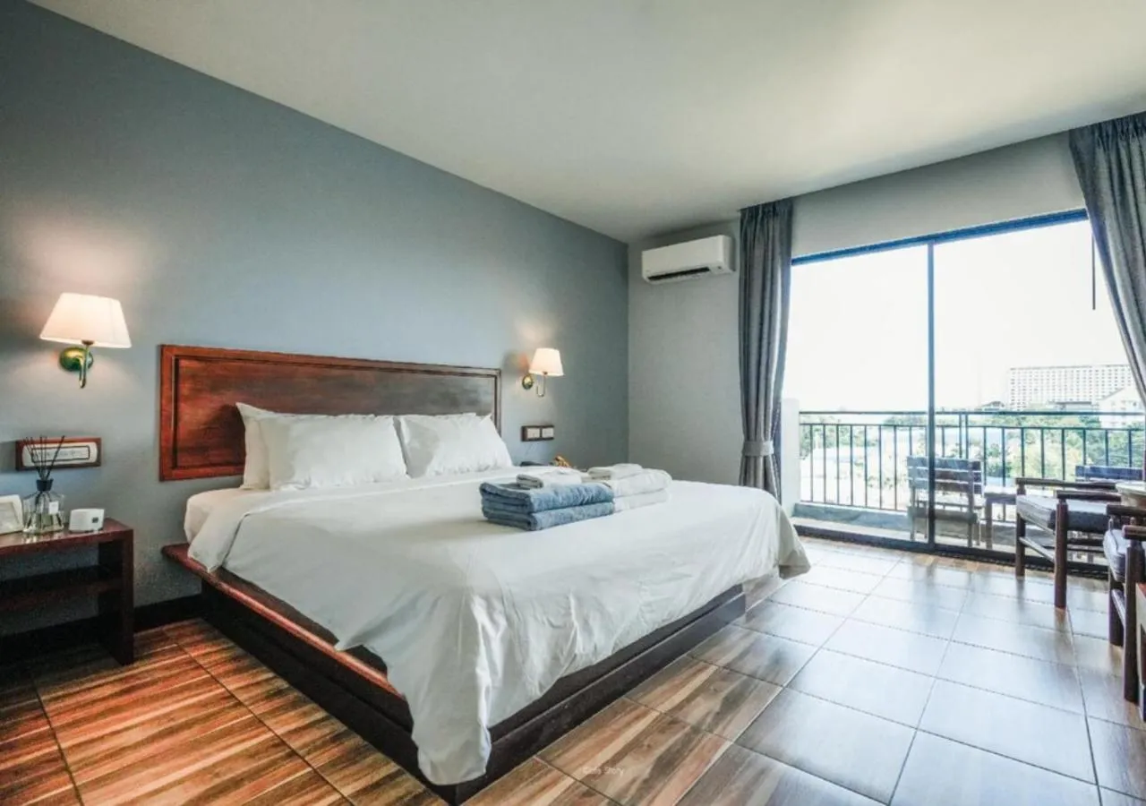 Bed in Savotel Hotel