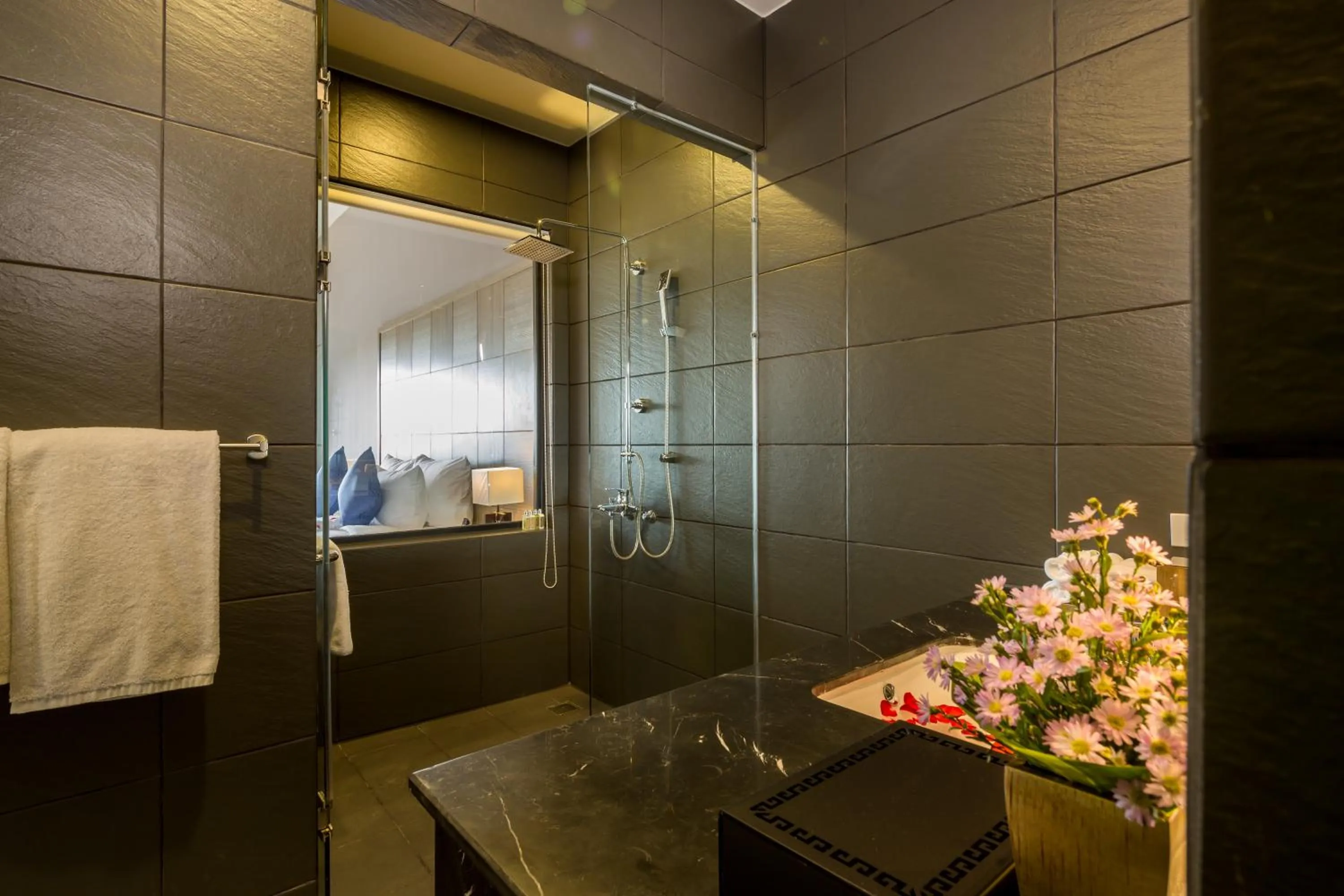 Shower in Grandvrio Ocean Resort Danang