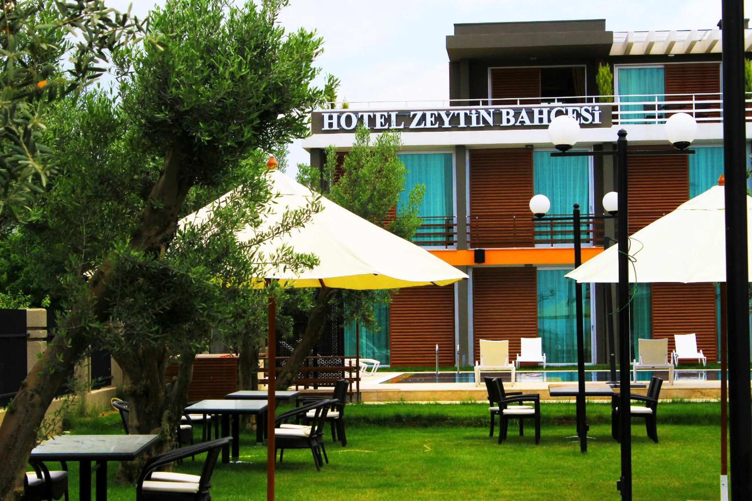 Restaurant/places to eat in Zeytin Bahcesi Hotel