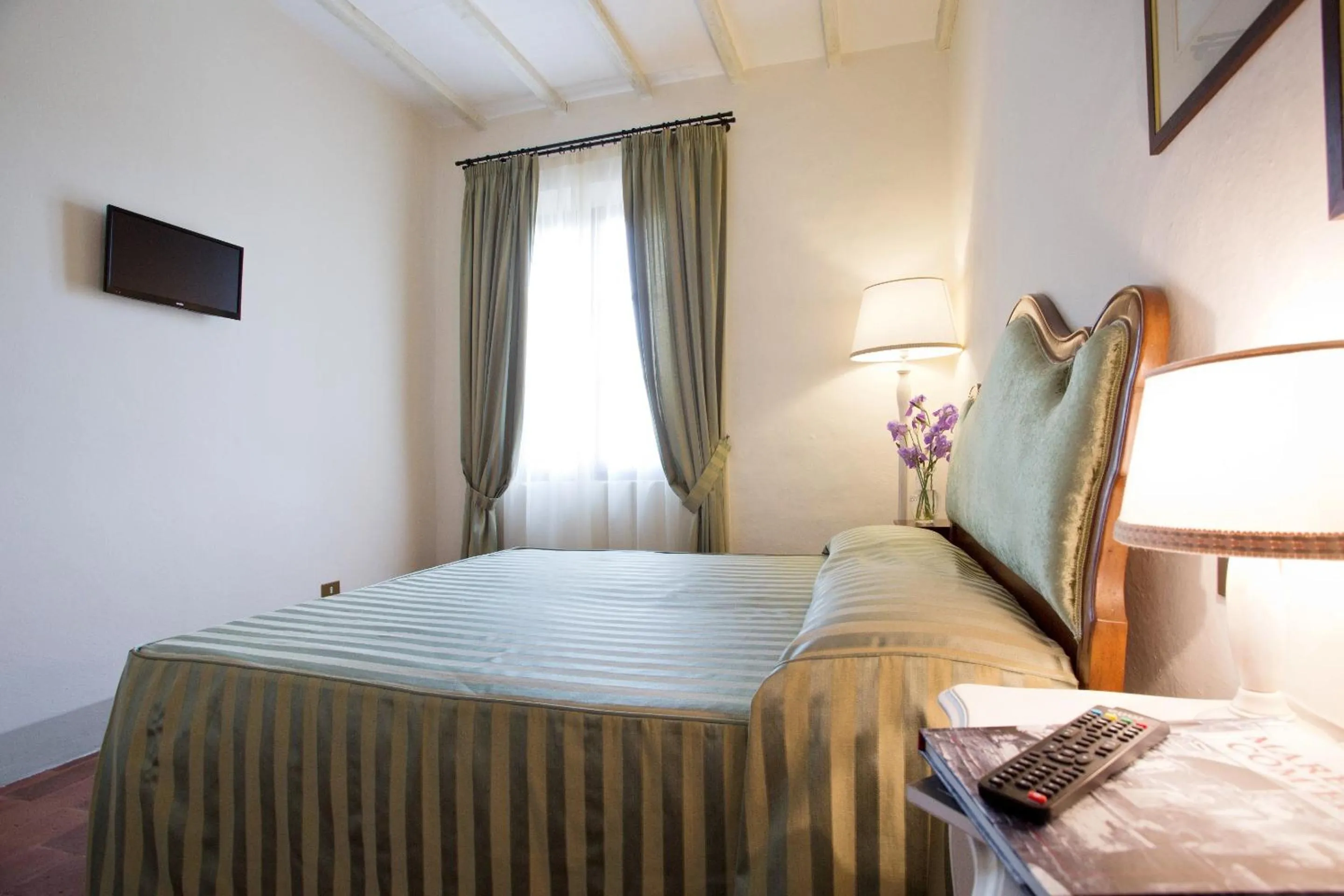 Photo of the whole room, Bed in Agriturismo San Galgano