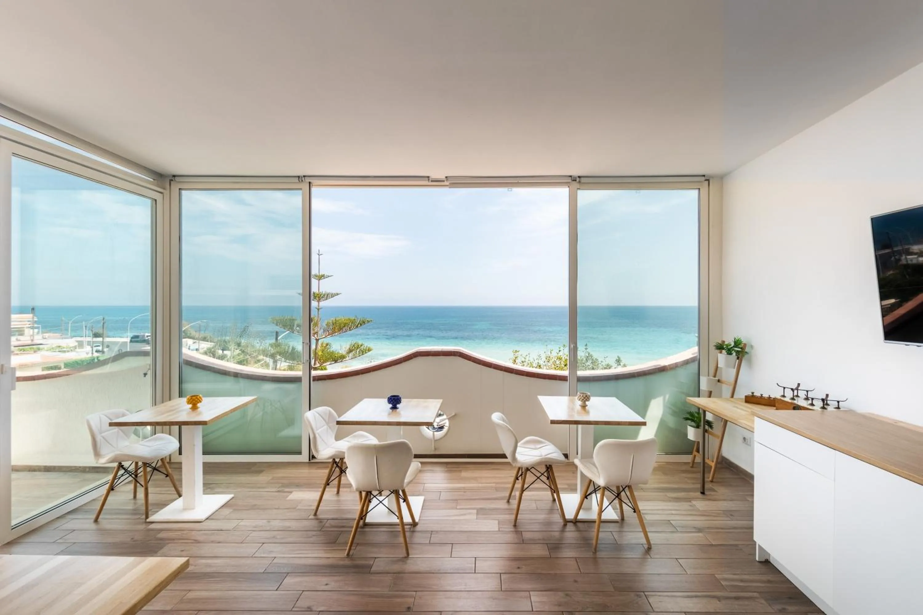 Restaurant/places to eat in Pantanello Rooms Avola