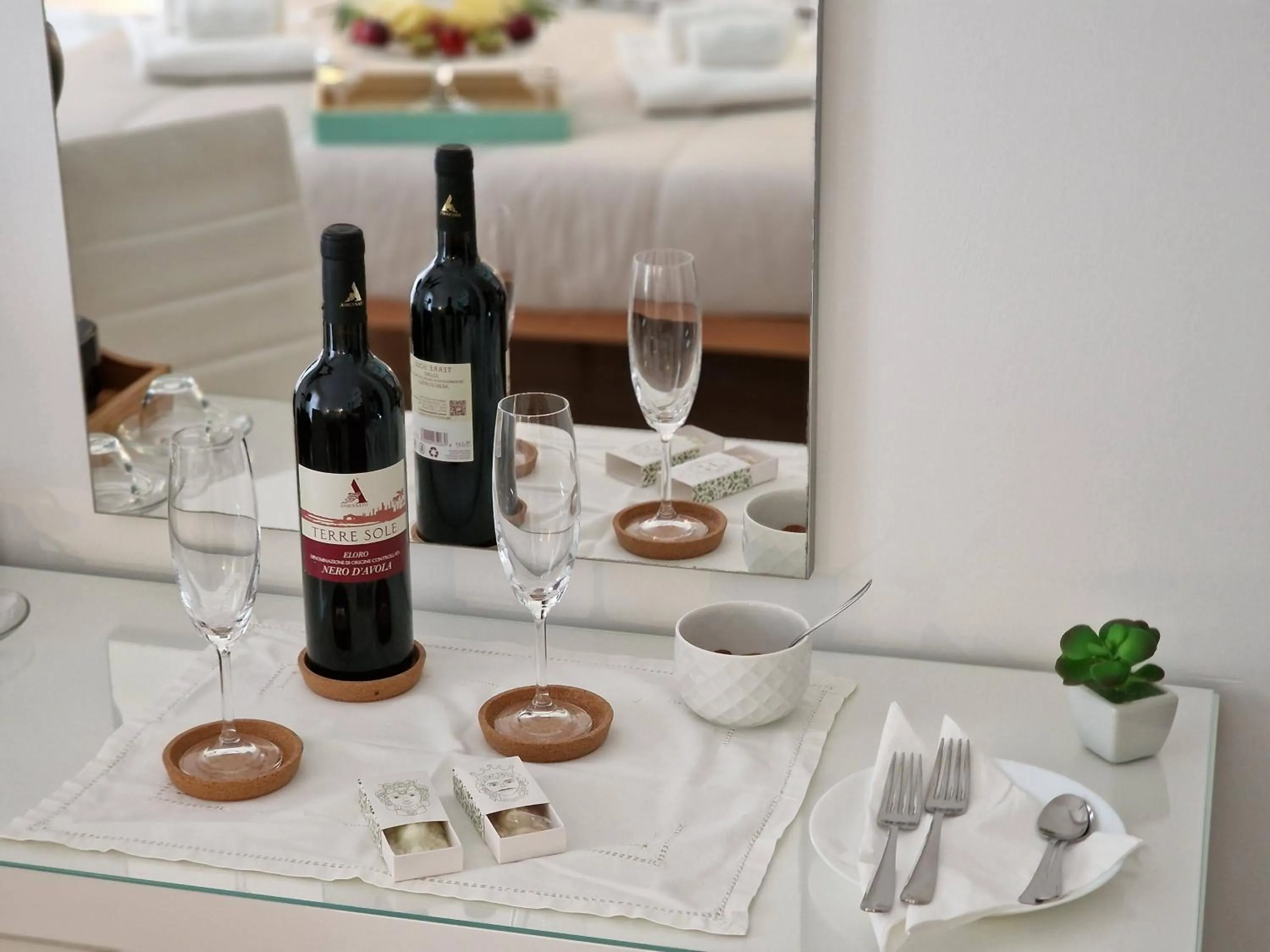 Food and drinks in Pantanello Rooms Avola